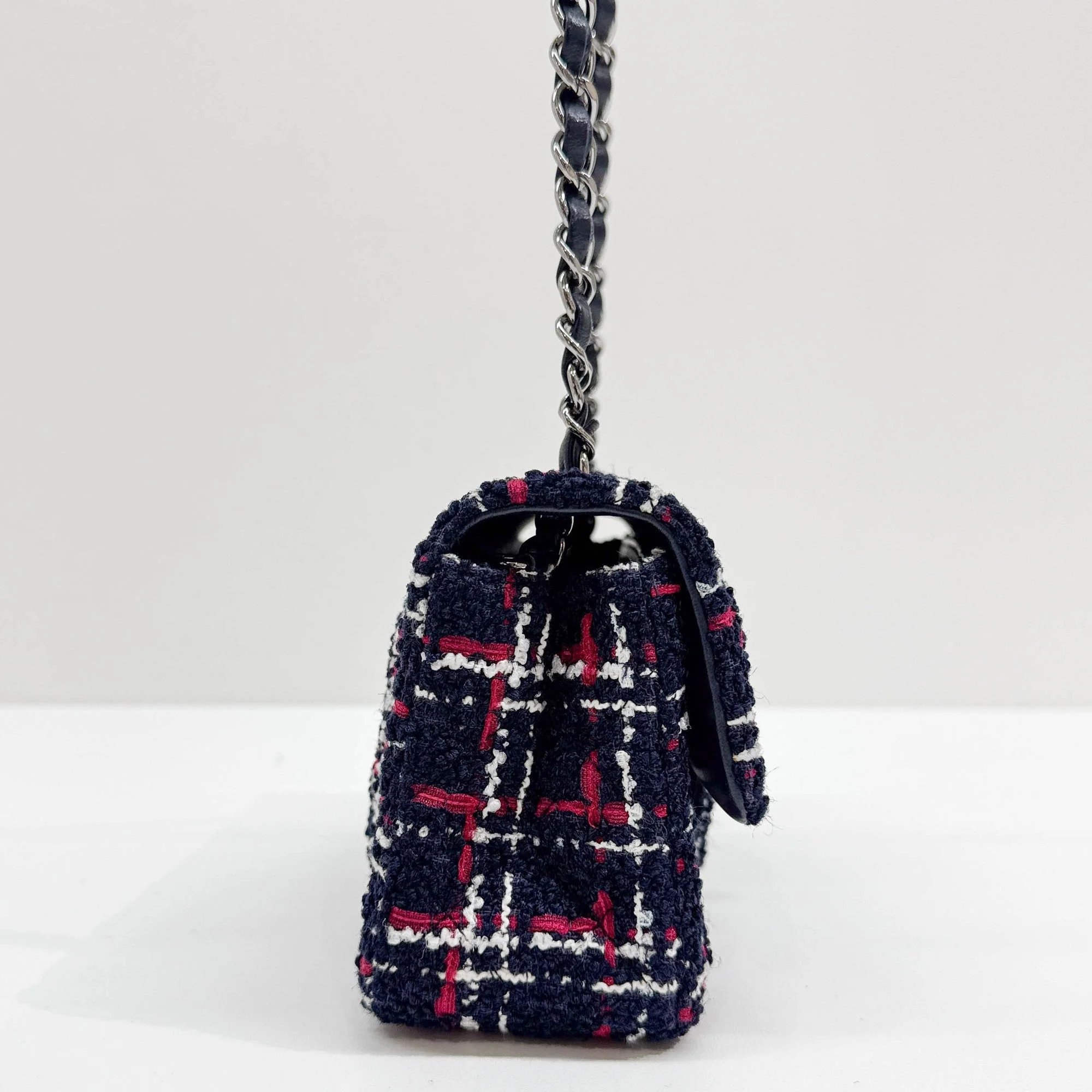 2019 Mini Classic Flap Navy and Burgundy Tweed Chain Shoulder Bag - Image 6