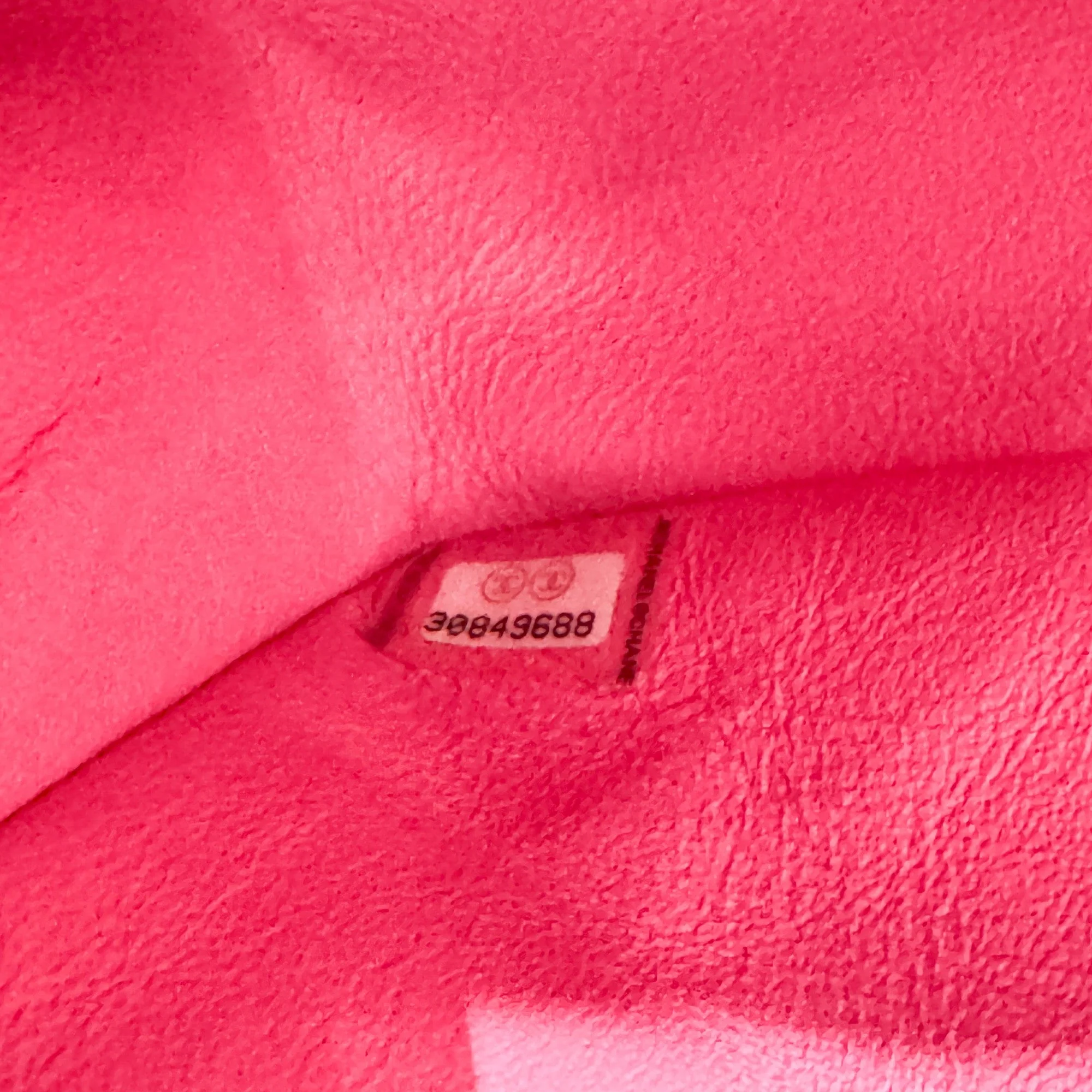 2020 Double Flap Pink Grain Calf Skin Chain Shoulder Bag - Image 13
