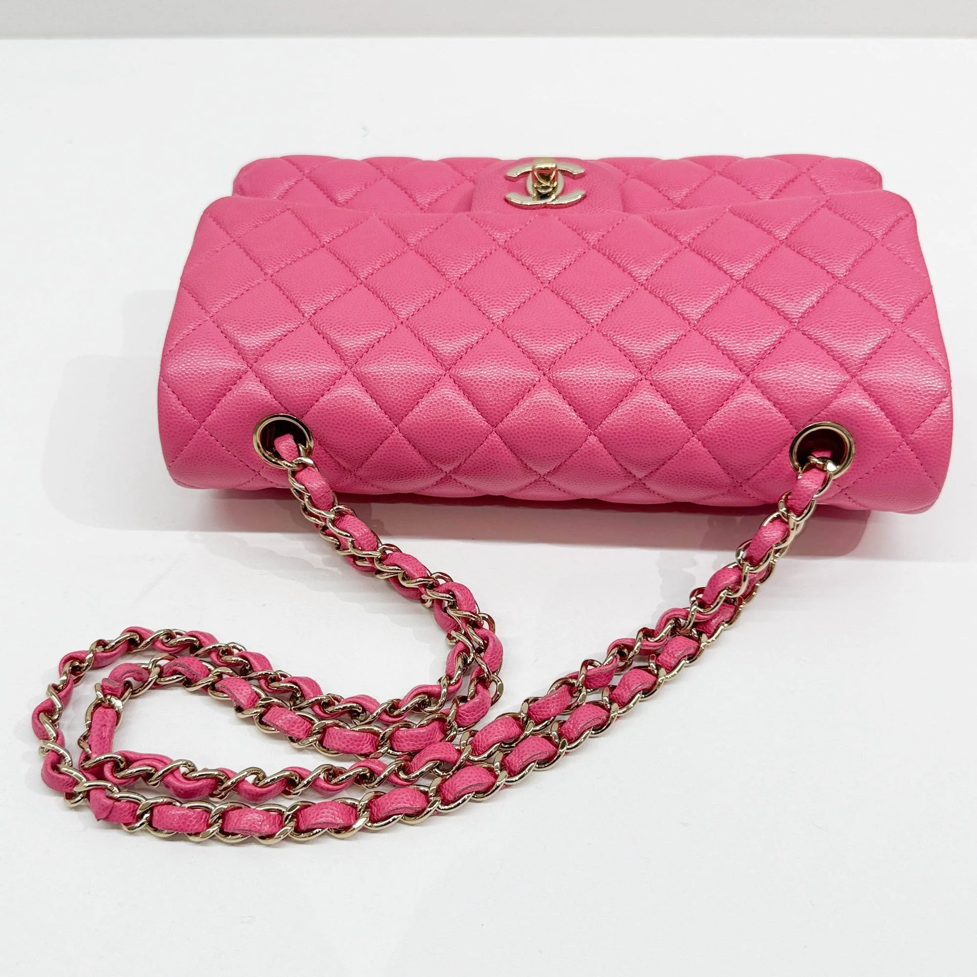 2020 Double Flap Pink Grain Calf Skin Chain Shoulder Bag - Image 6