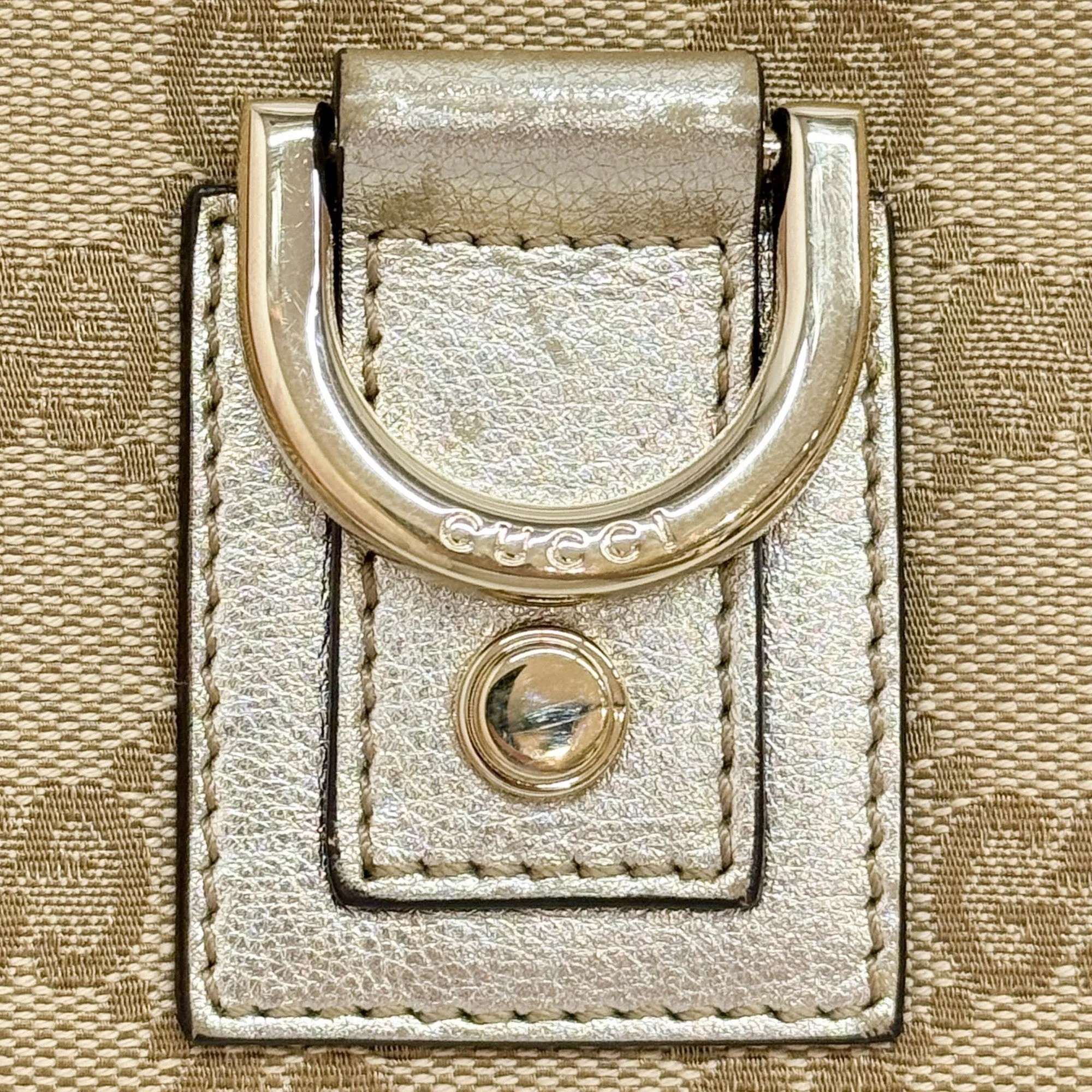 Abbey Tan GG Canvas Shoulder Bag - Image 12