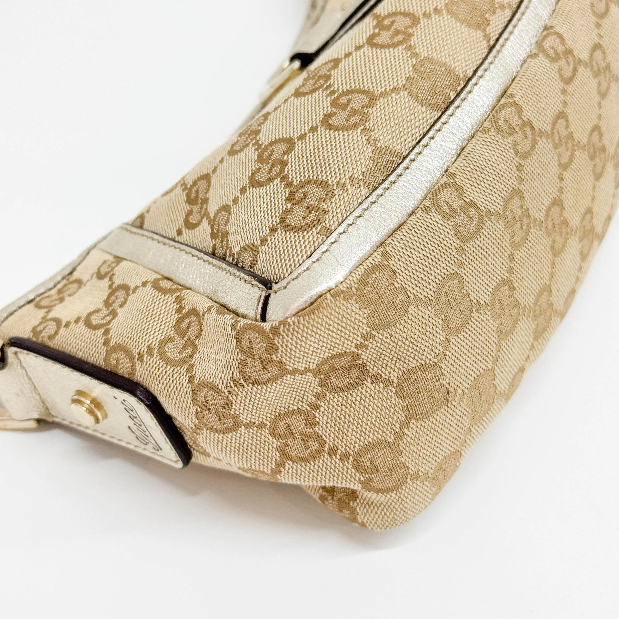 Abbey Tan GG Canvas Shoulder Bag - Image 8