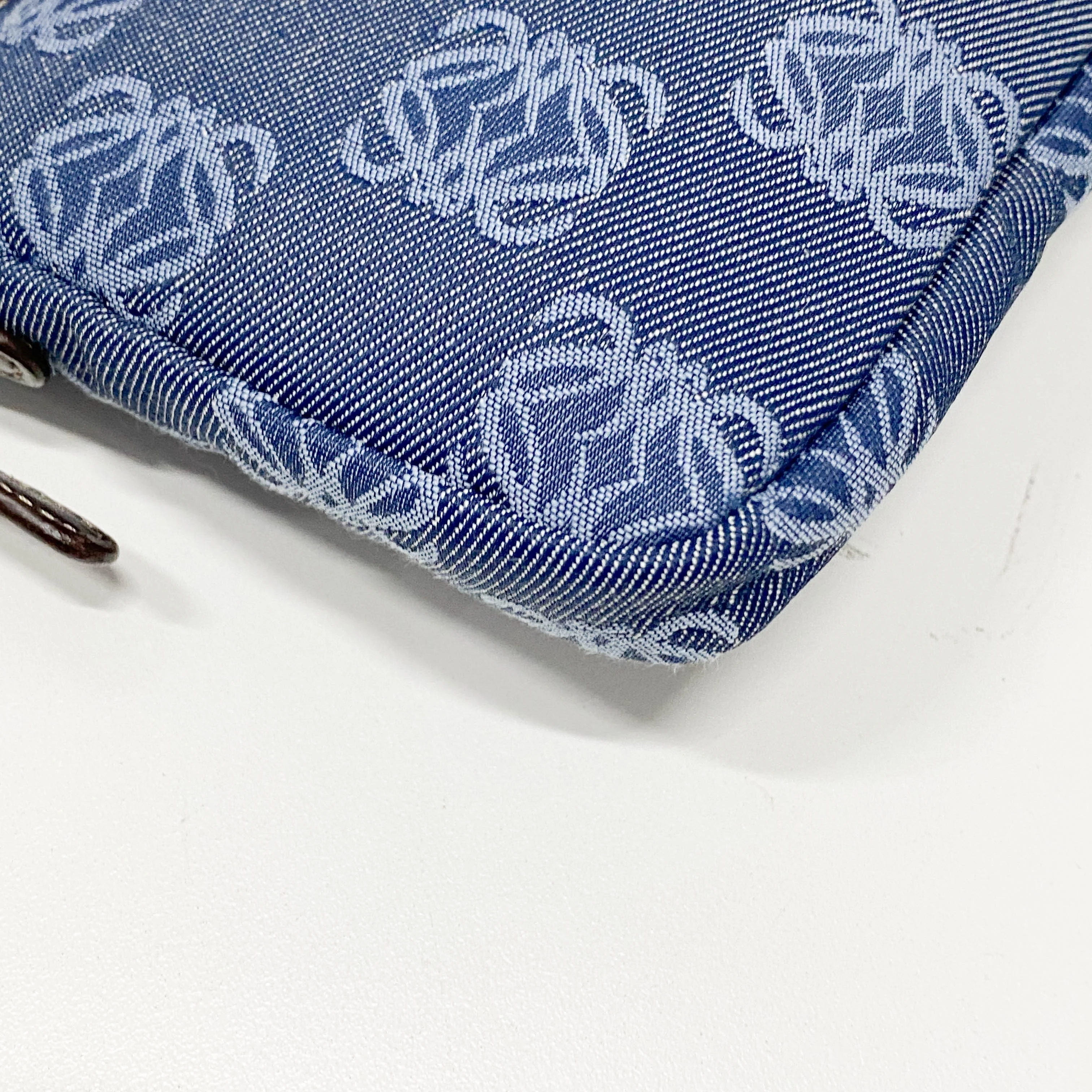 Anagram Blue Canvas Accessory Pouch Shoulder Bag - Image 11