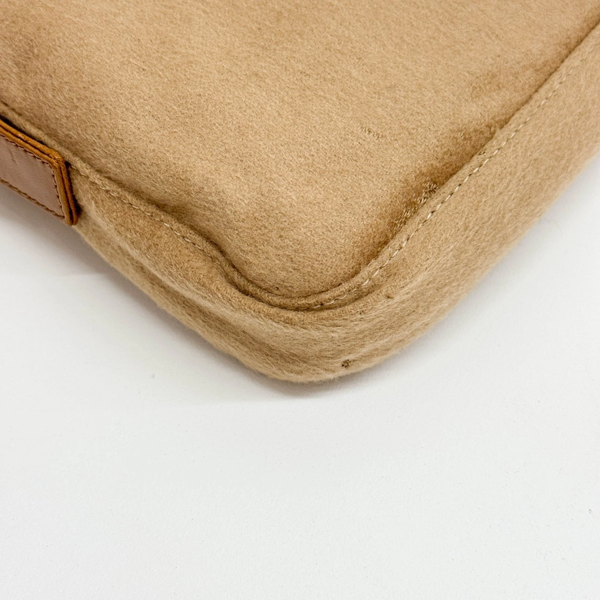 Baguette Beige Cashmere Shoulder Bag - Image 10