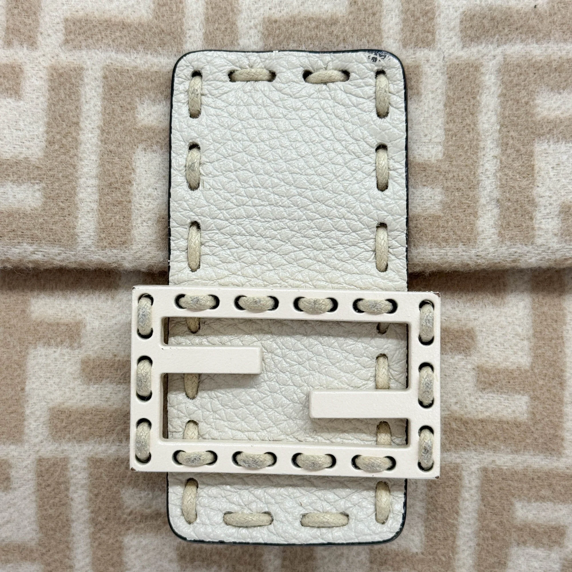Baguette Beige Zucca Canvas Wool Shoulder Bag - Image 12