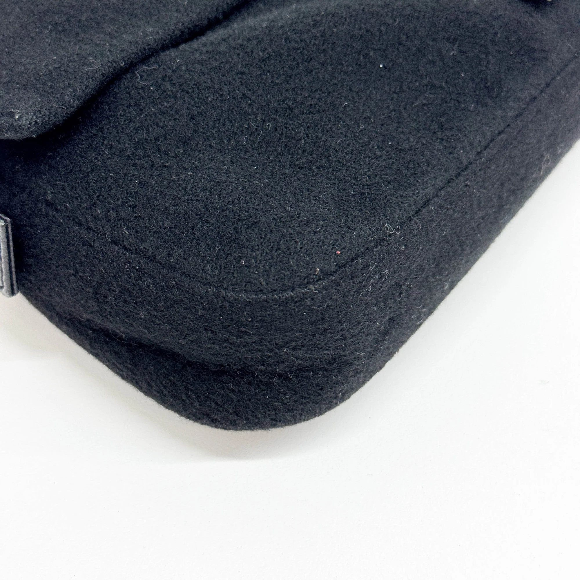 Baguette Black Cashmere Shoulder Bag - Image 8