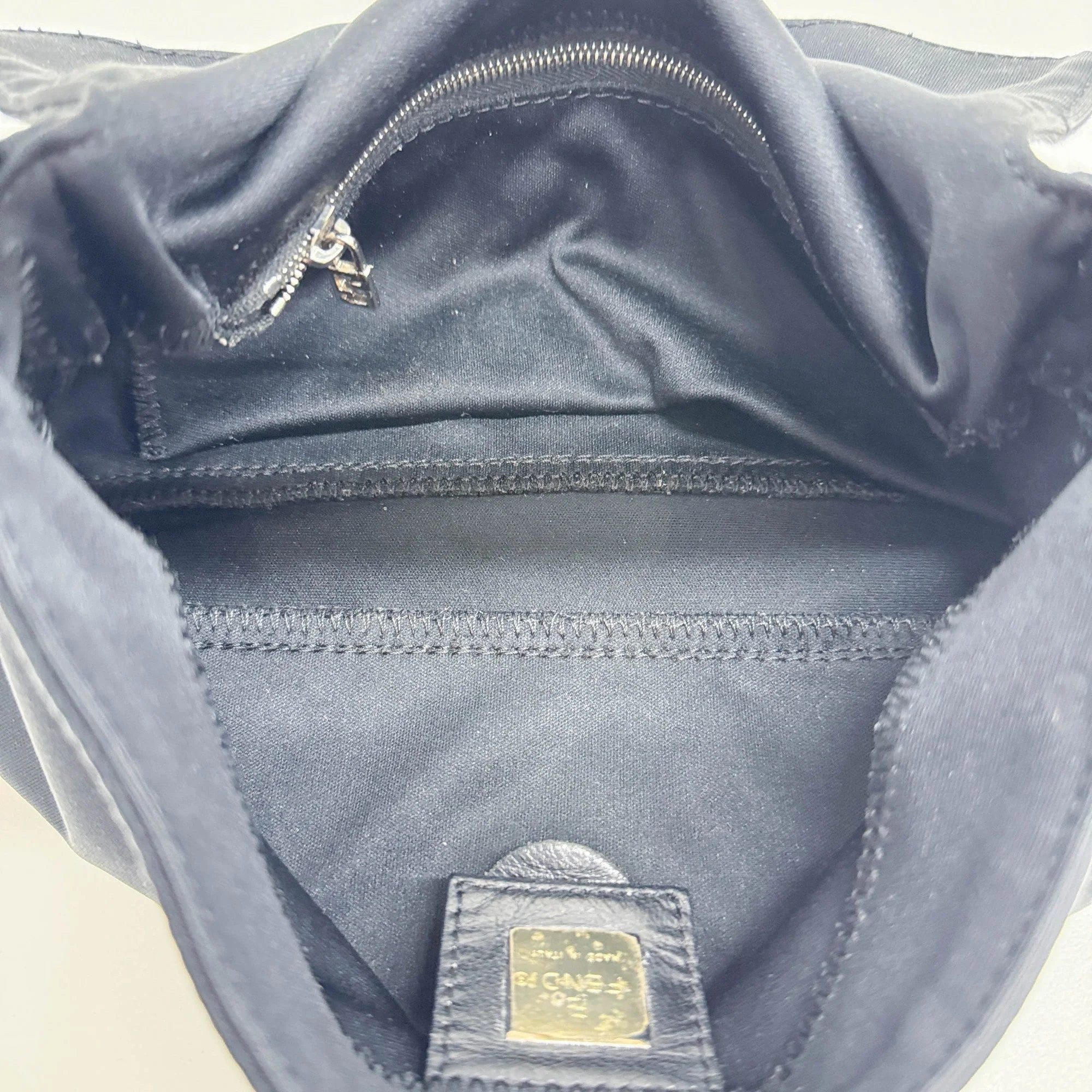 Baguette Black Jersey Shoulder Bag - Image 14
