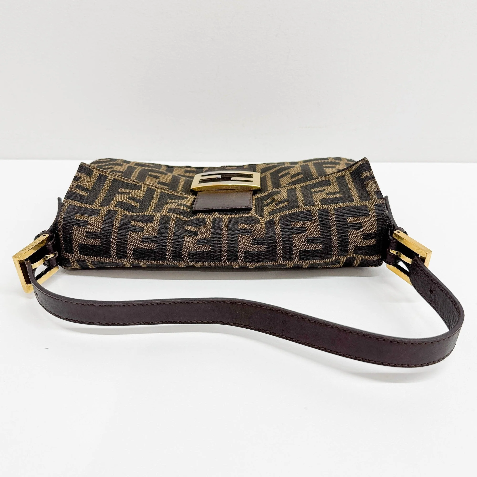 Baguette Brown Zucca Canvas Shoulder Bag - Image 6