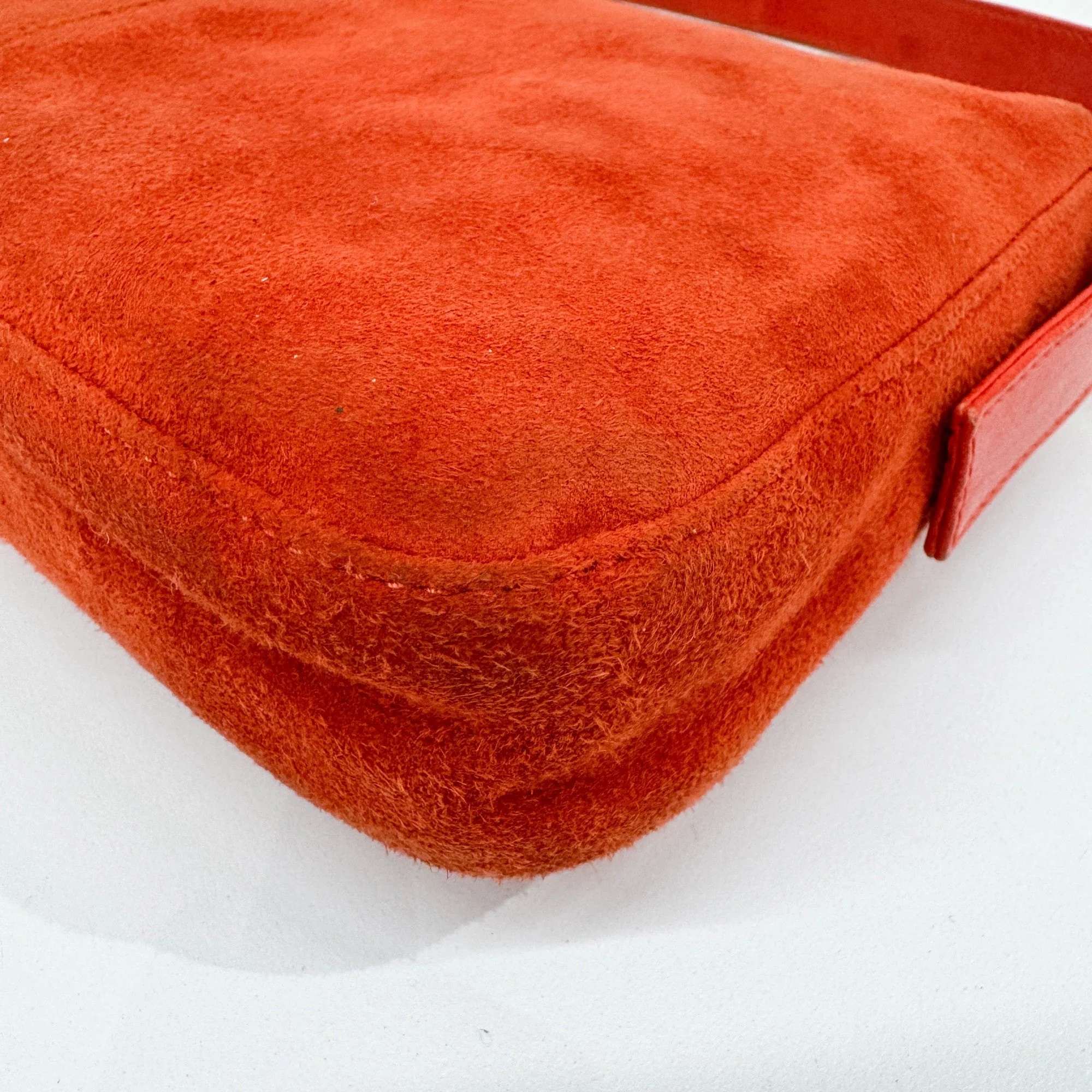 Baguette Burnt Orange Suede Shoulder Bag - Image 12
