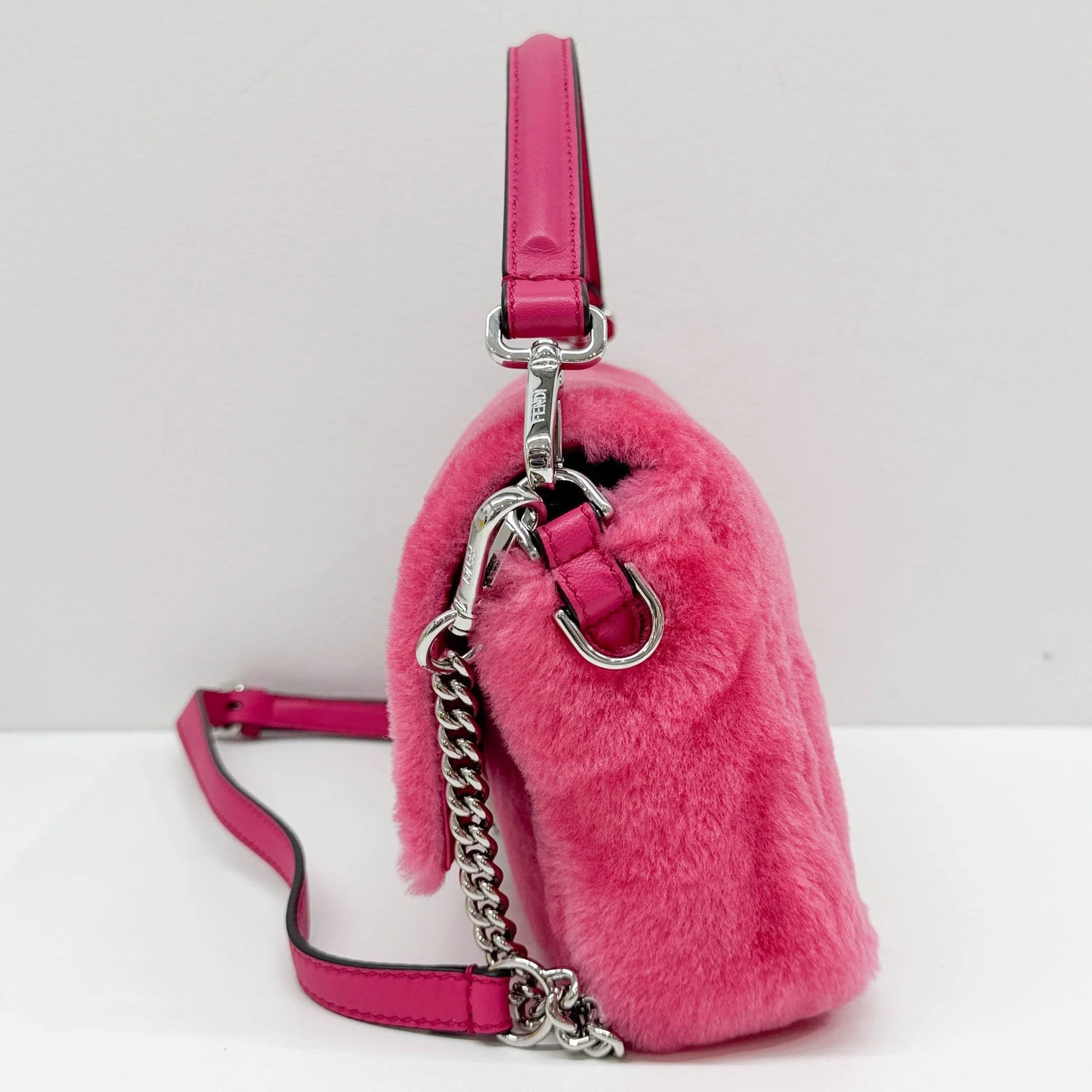 Baguette Chain Strap Pink Fur Two-Way Bag - Image 5