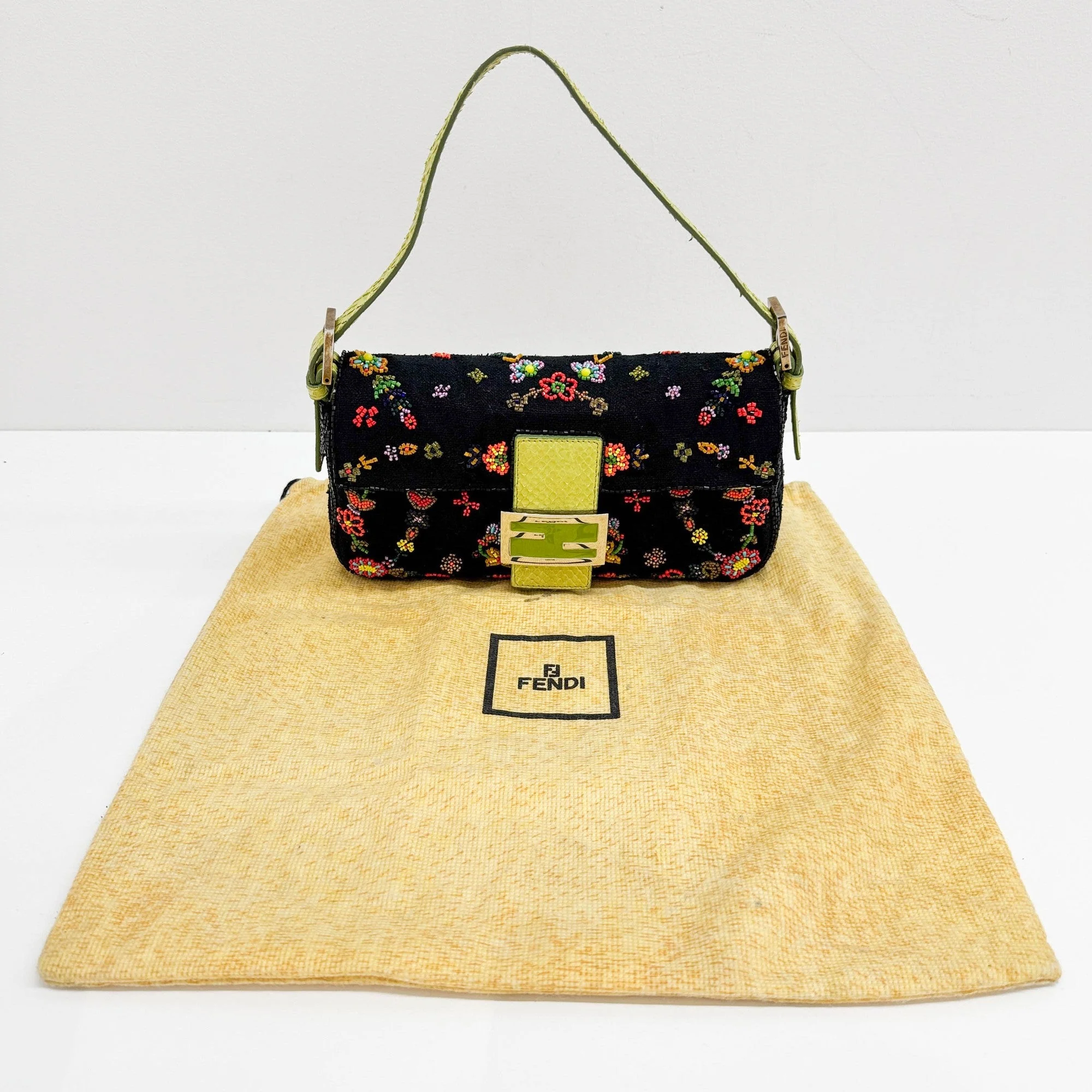 Baguette Floral Embroidered Black Cotton Shoulder Bag - Image 4