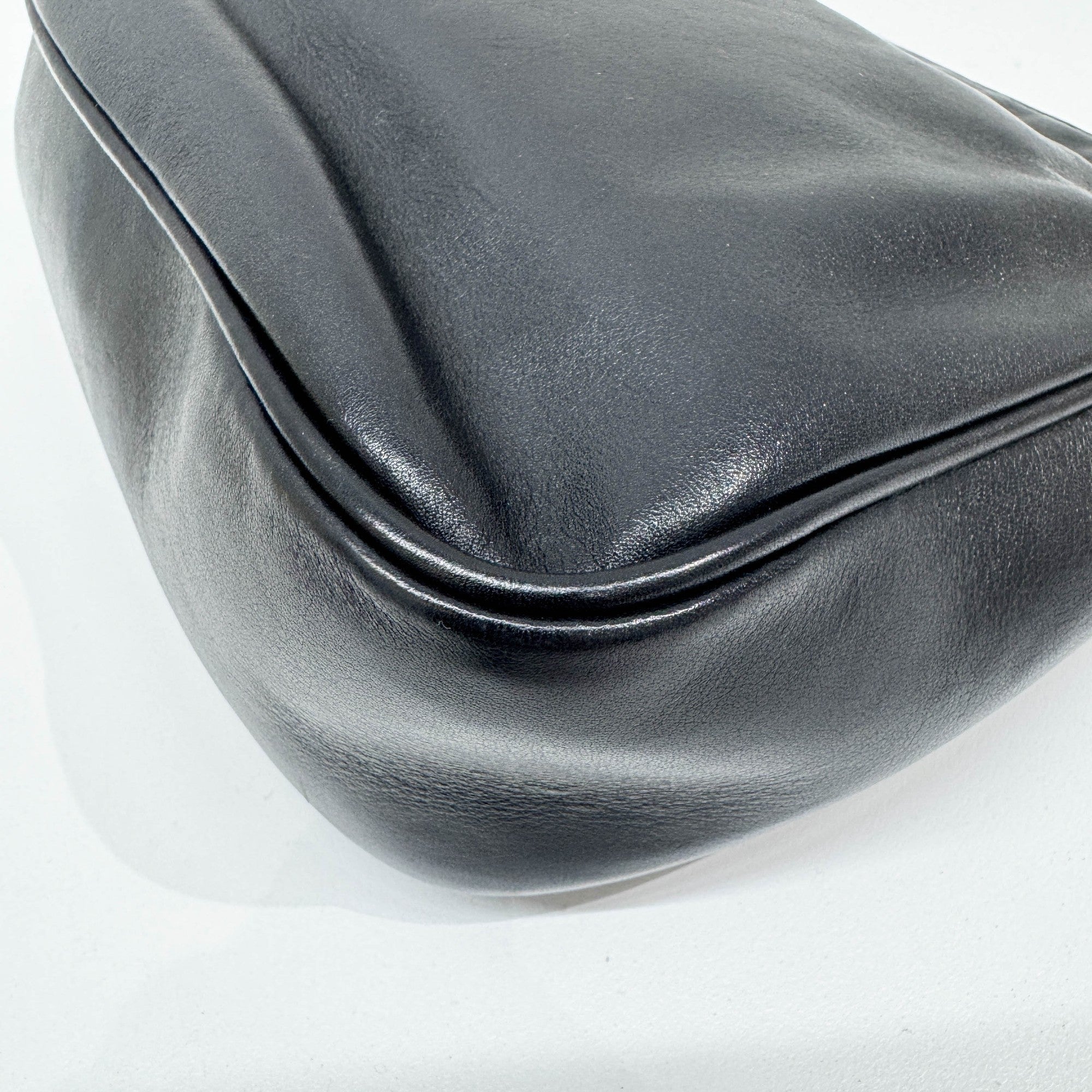 Bamboo Black Leather Shoulder Bag - Image 11
