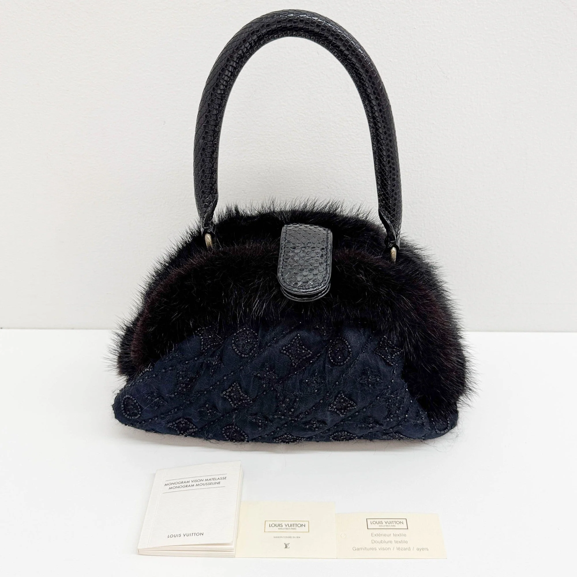 Beaded Monogram Fur Rim Black Cotton Hand Bag - Image 4