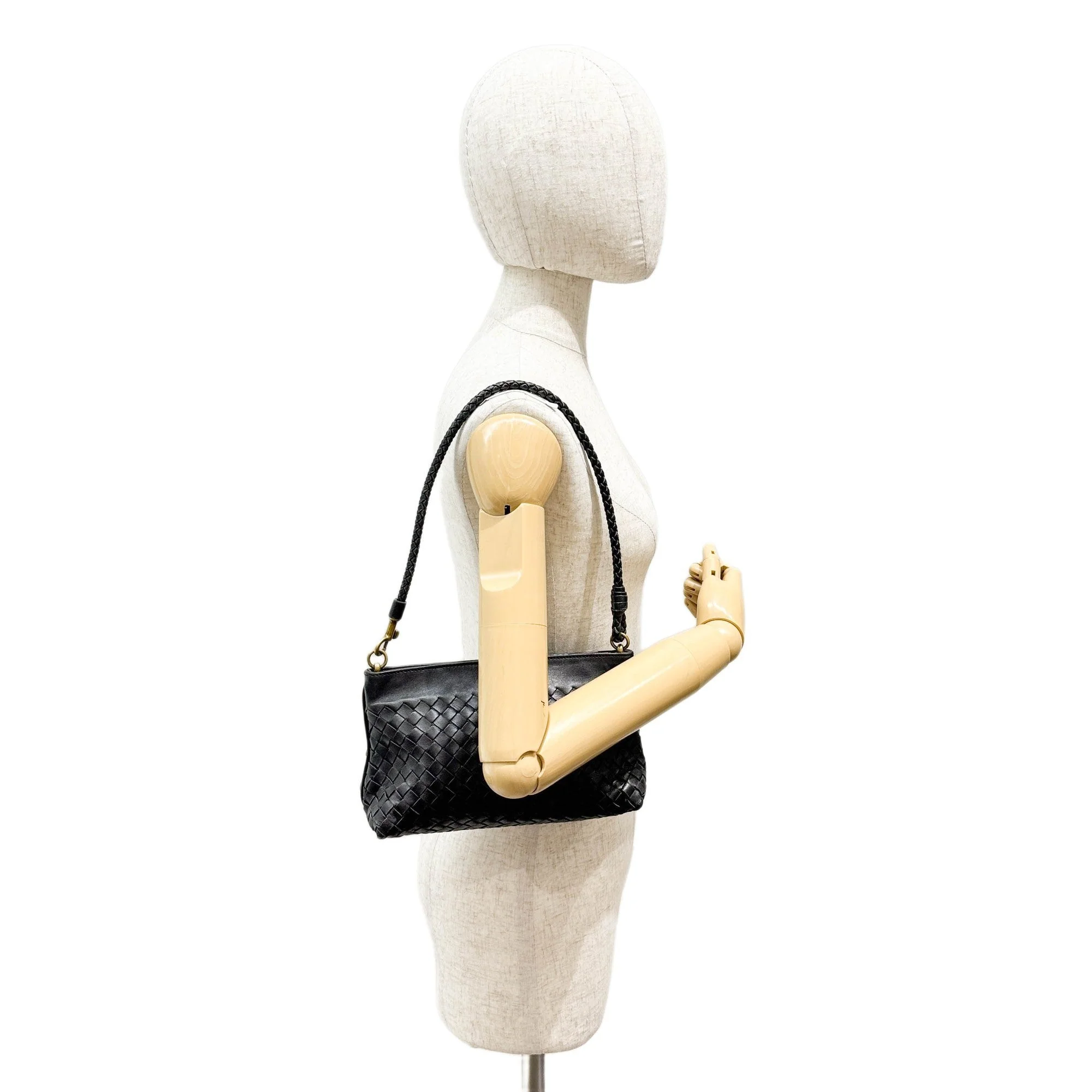 Black Intrecciato Leather Shoulder Bag - Image 3
