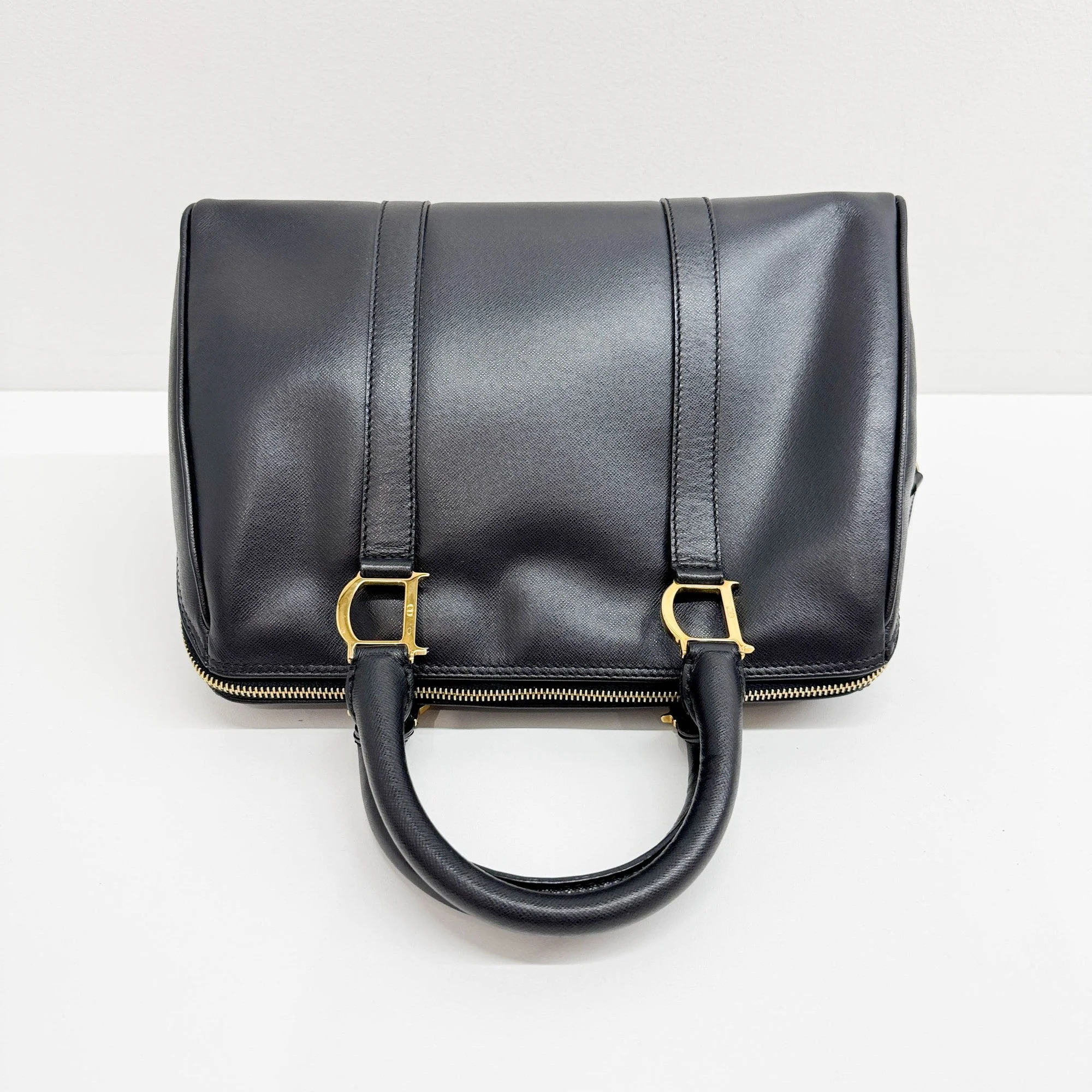 Black Leather Boston Handle Bag - Image 7