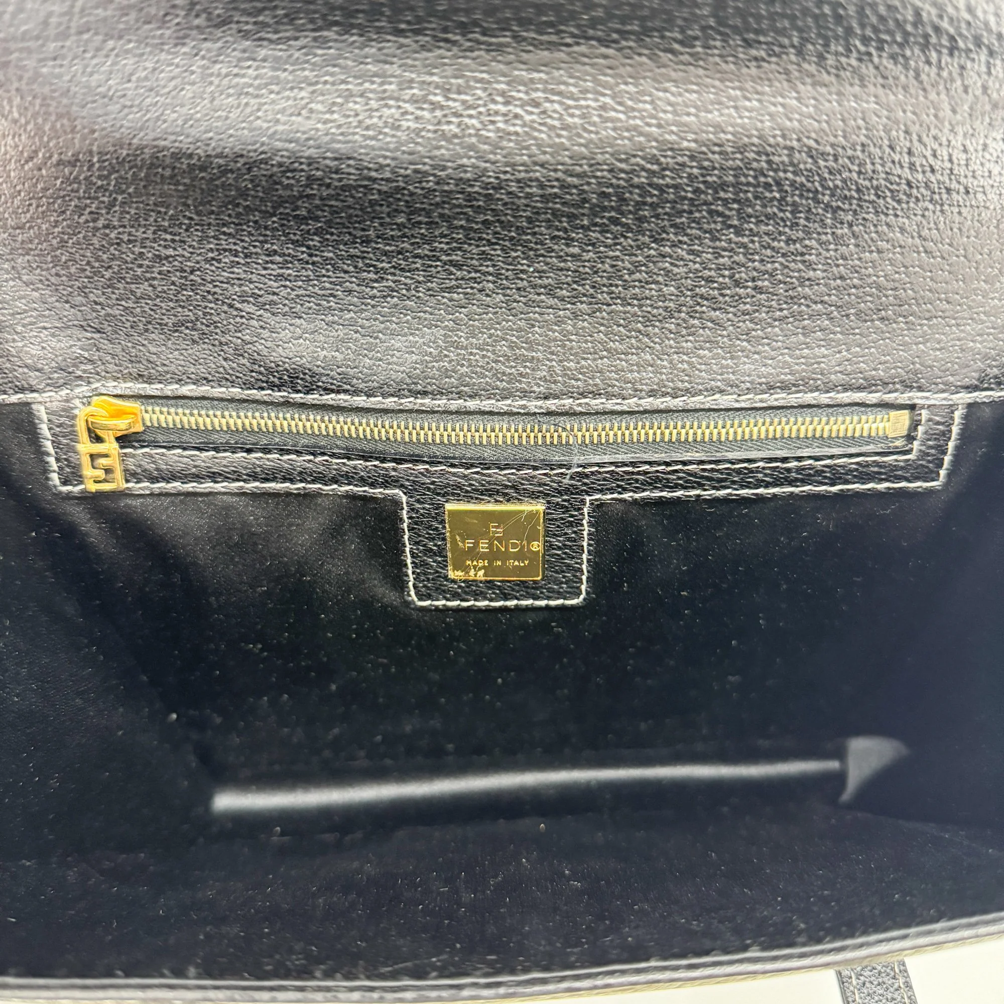 Black Leather Hand bag - Image 14