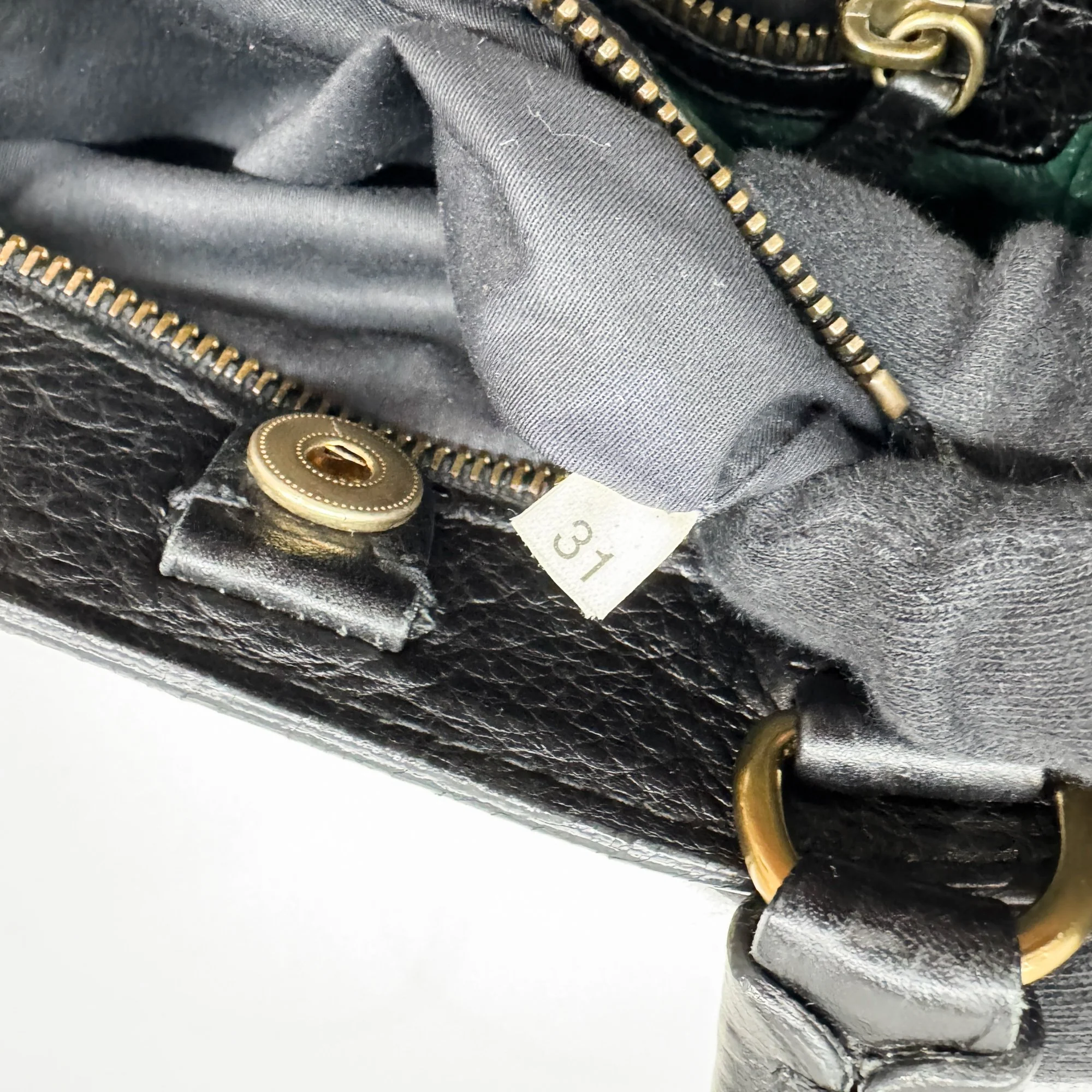 Black Leather Hand Bag - Image 18