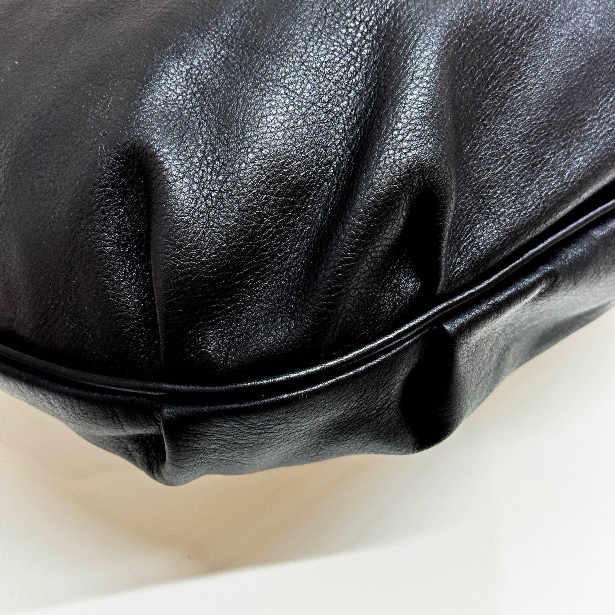 Black Leather Shoulder Bag - Image 10