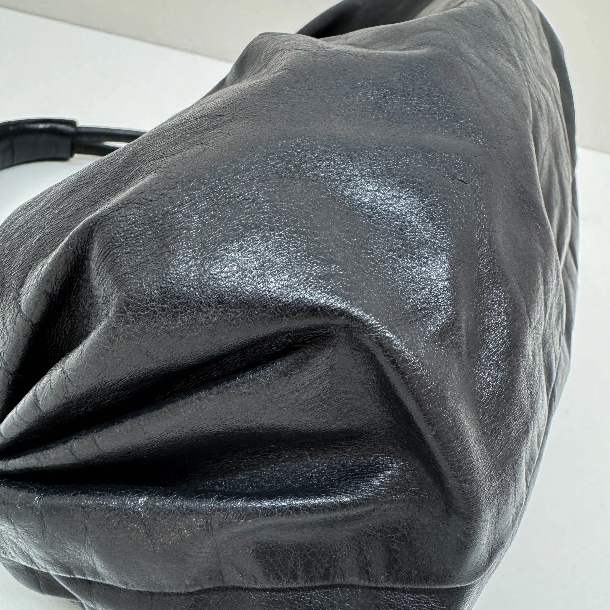 Black Leather Shoulder Bag - Image 10