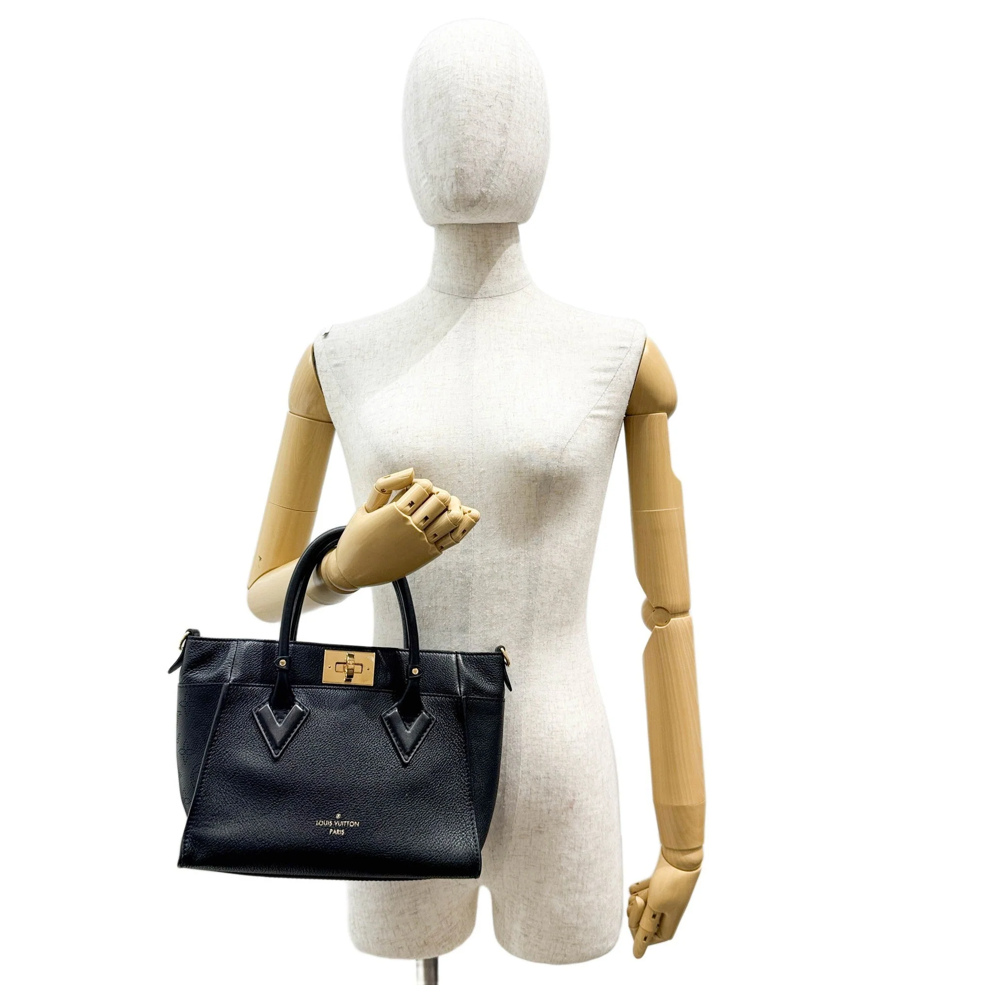 Black Leather with Gold Details Handle Bag - Image 3