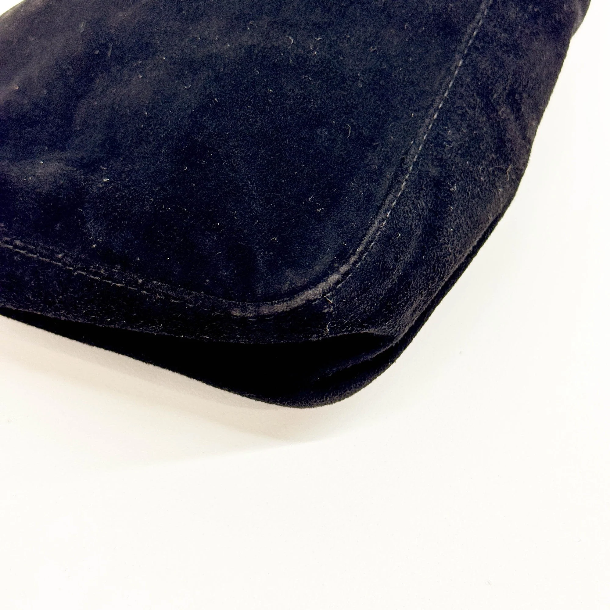Black Suede with Red and Gold Buckle Shoulder Bag - Image 10