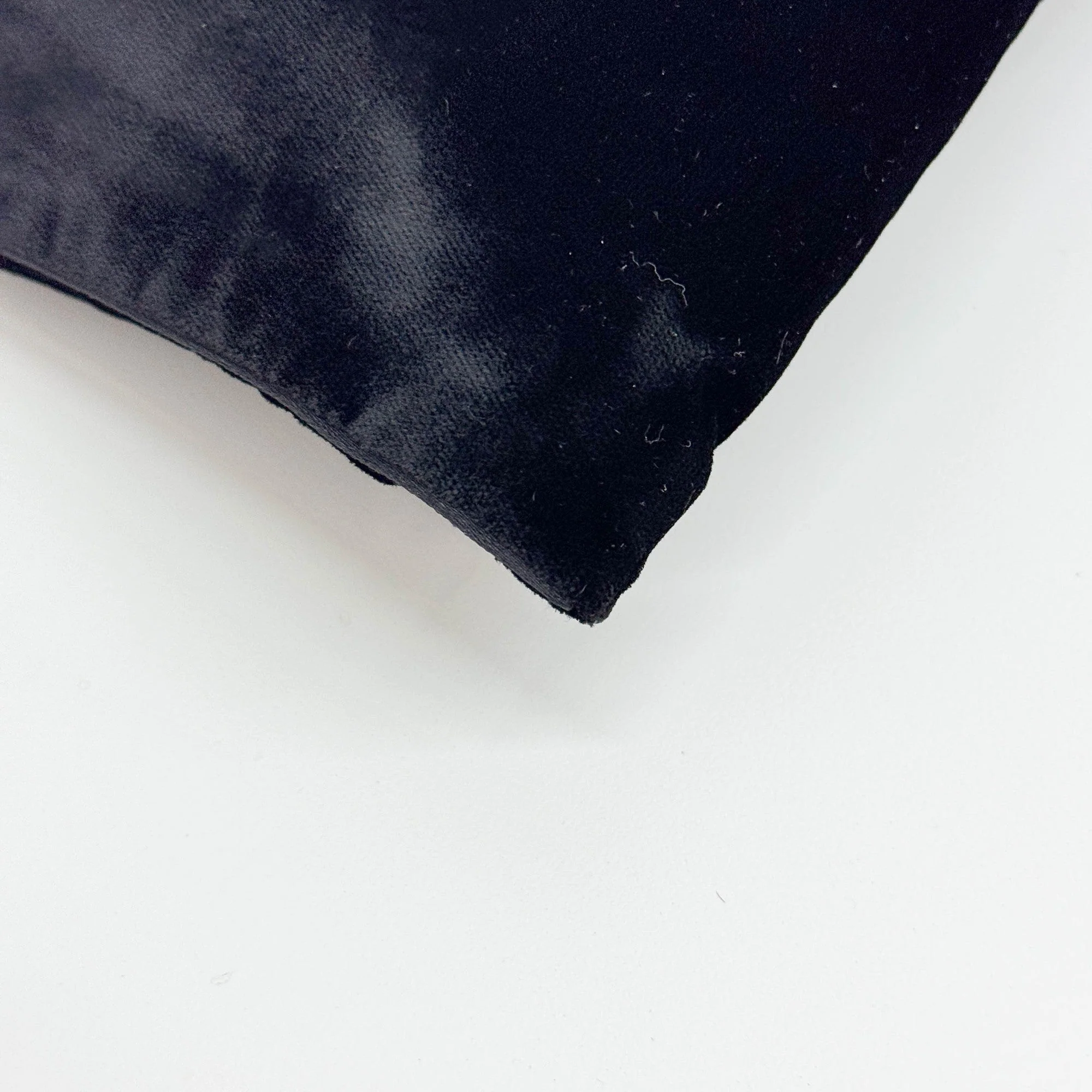 Black Velvet Shoulder Bag - Image 9