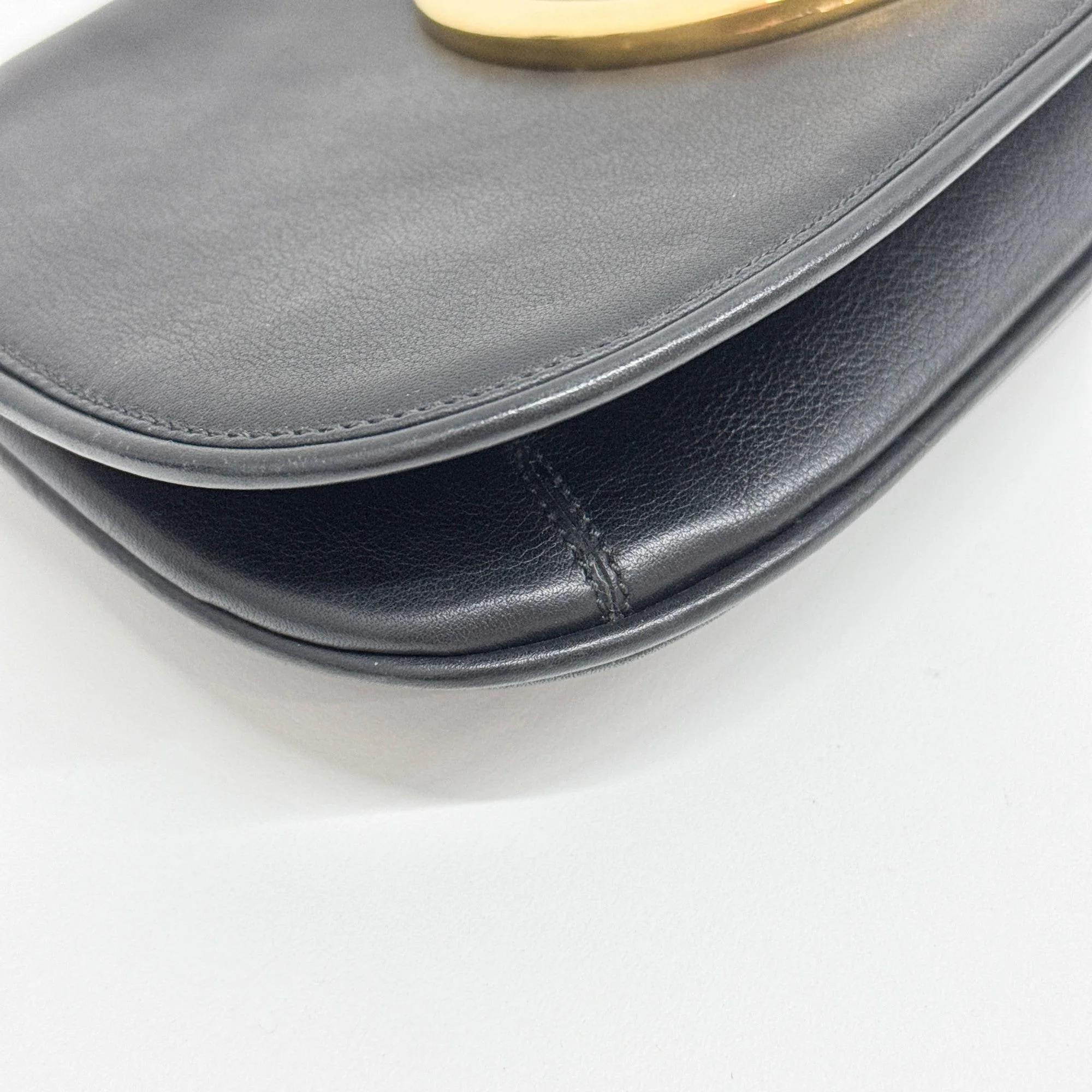 Blondie Black Leather Gold Logo Clutch Bag - Image 8