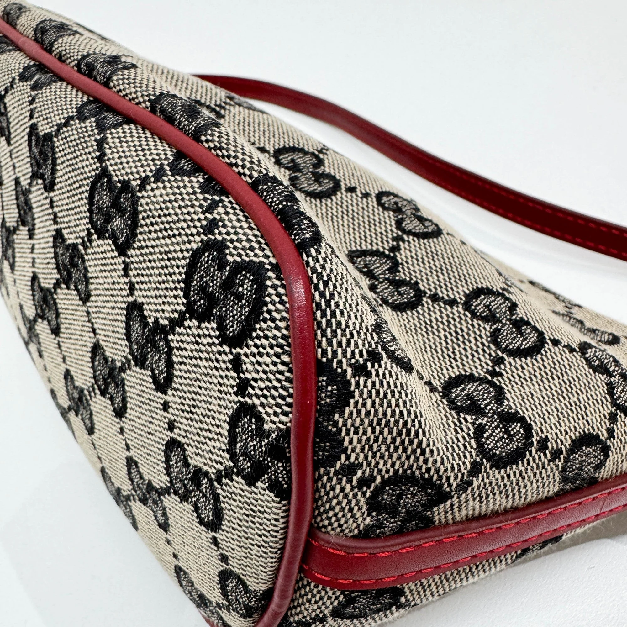 Boat Brown GG Canvas Shoulder Bag - Image 11