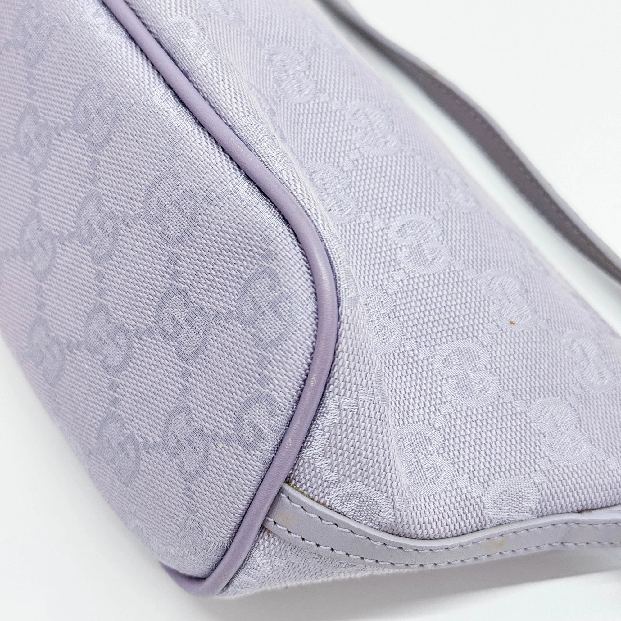 Boat Lavender GG Canvas Hand Bag - Image 9