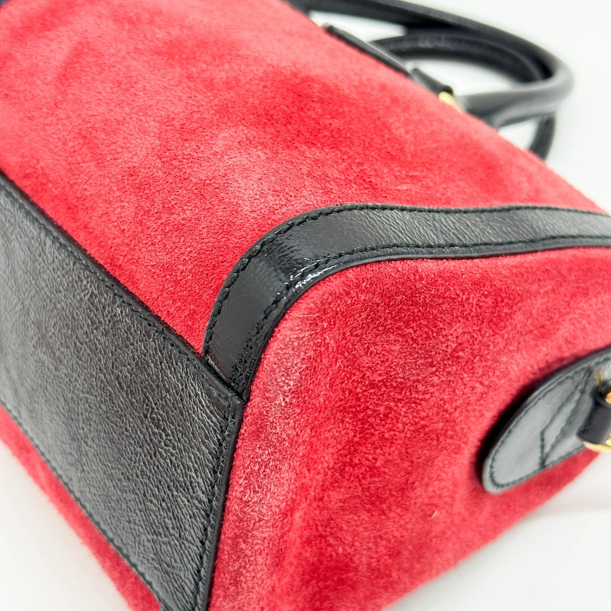 Boston Ophidia Red Suede Hand Bag - Image 10