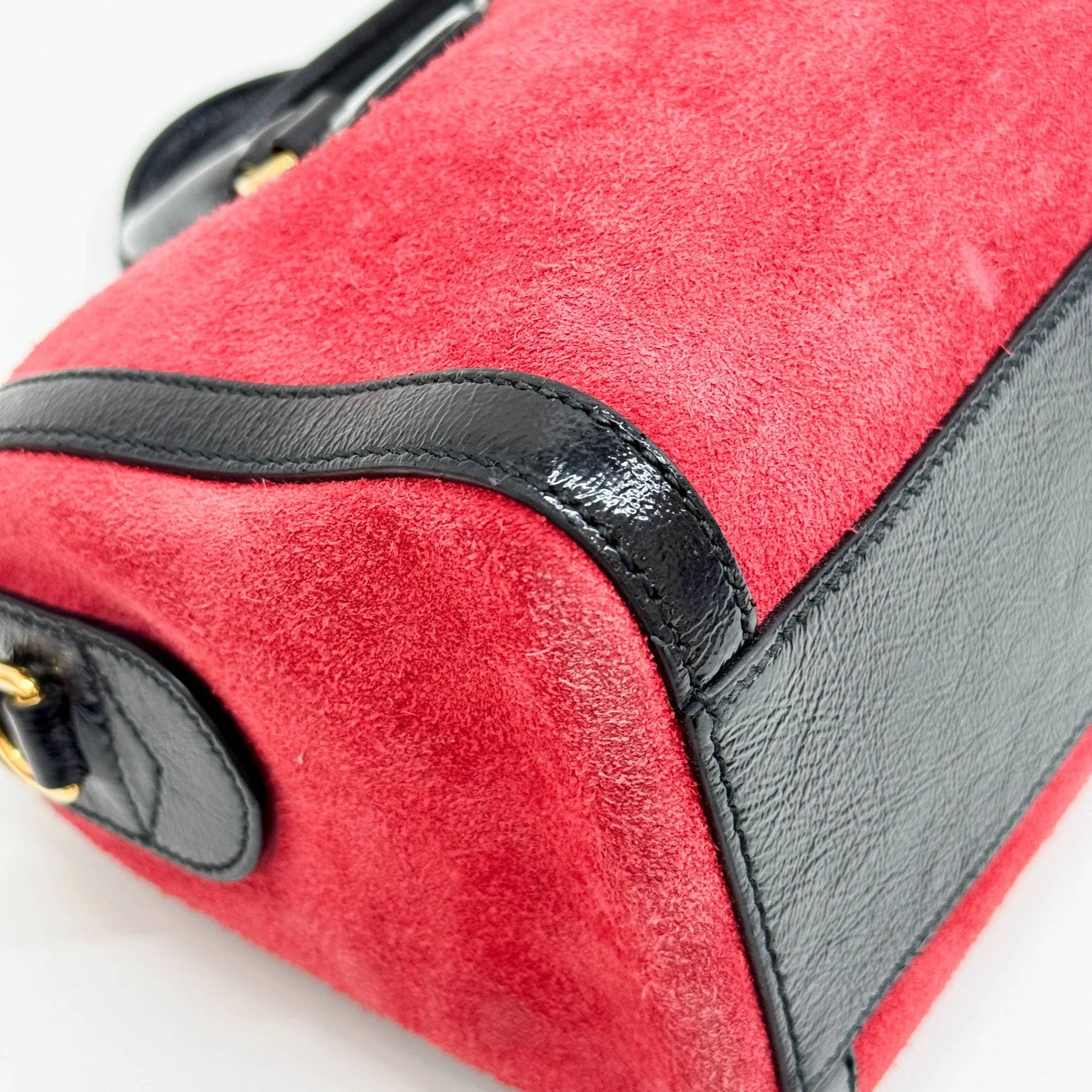 Boston Ophidia Red Suede Hand Bag - Image 12
