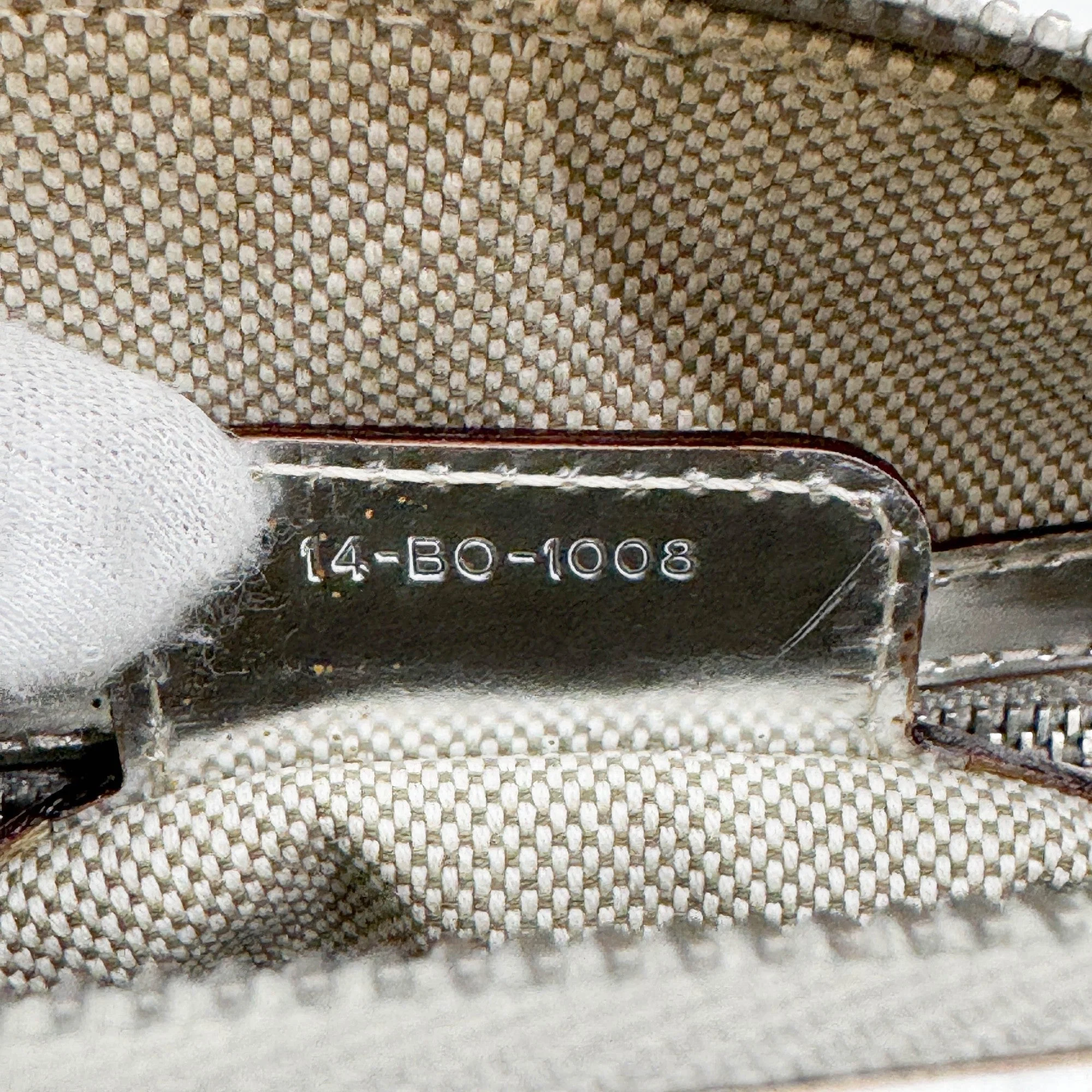 Boston Silver Trotter Canvas Hand Bag - Image 19