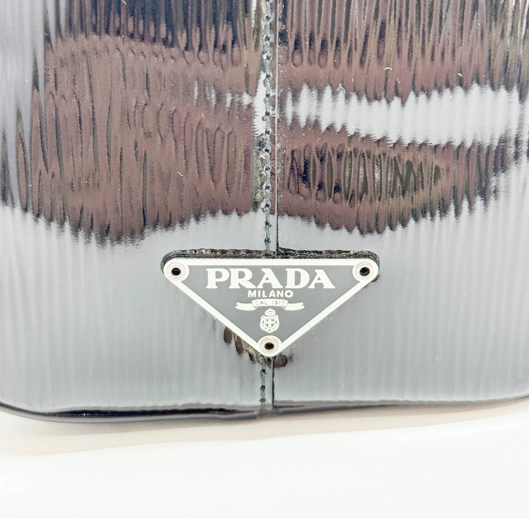 Bowling Black Leather Shoulder Bag - Image 14