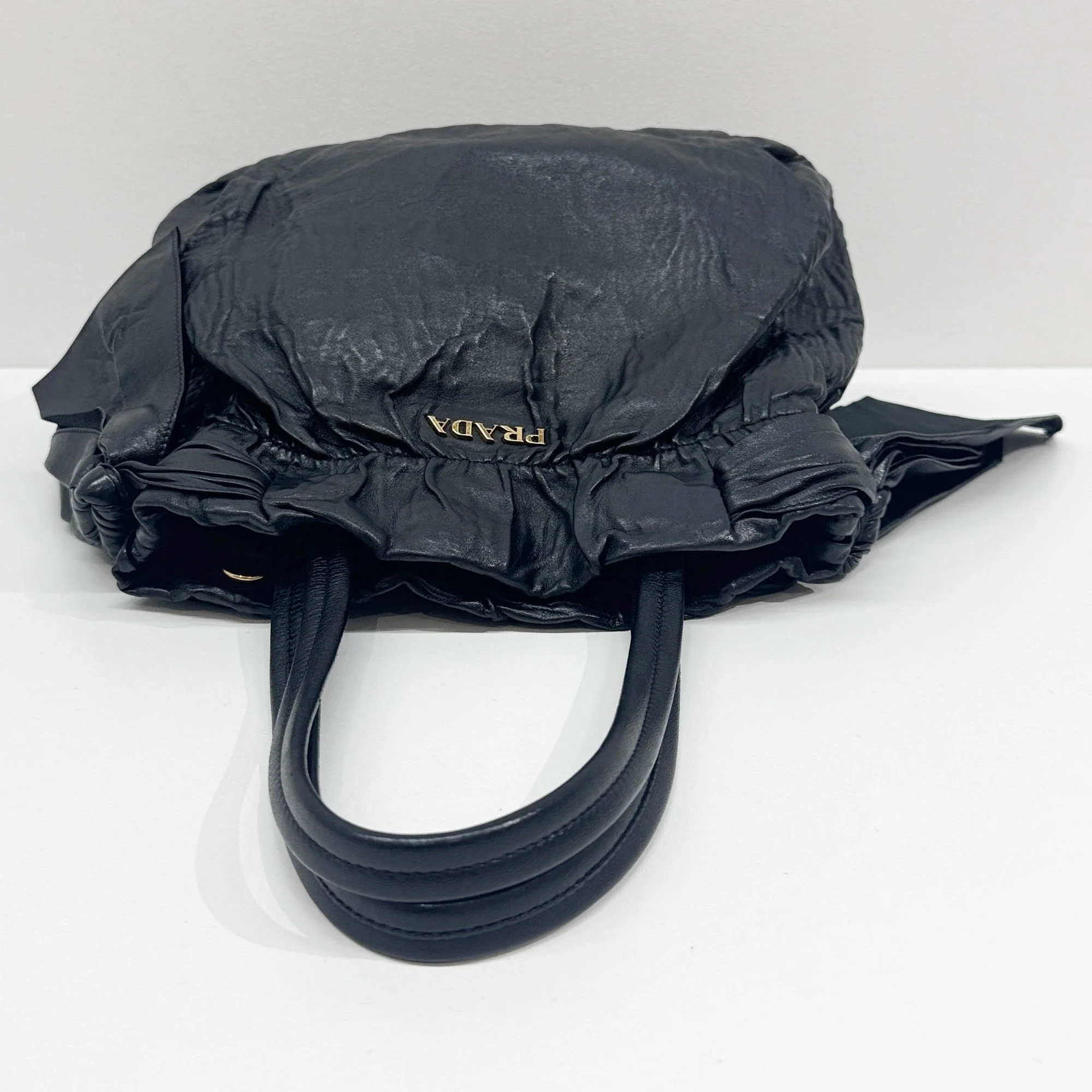 Bows Black Leather Tote Bag - Image 6
