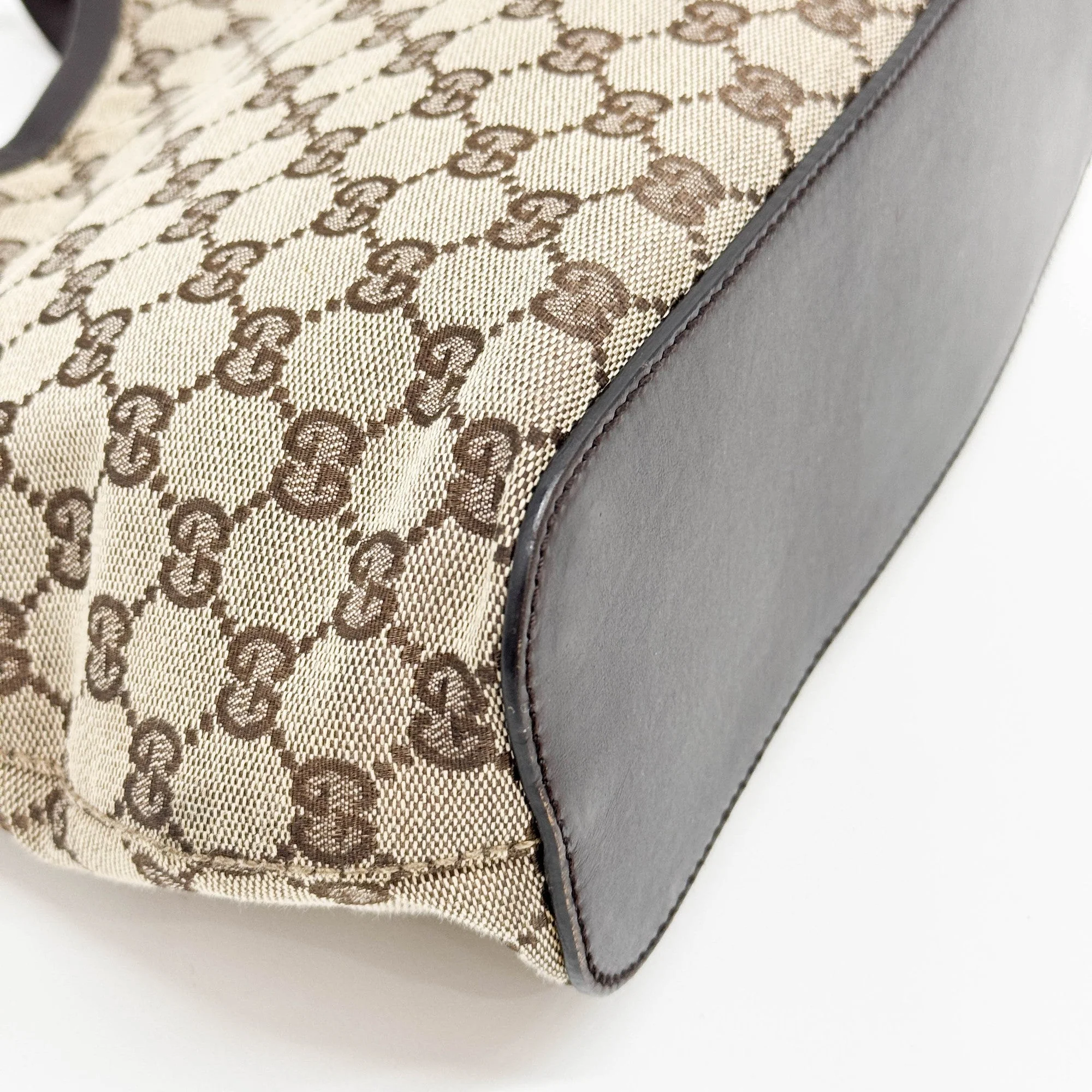 Brown GG Canvas Shoulder Bag - Image 10