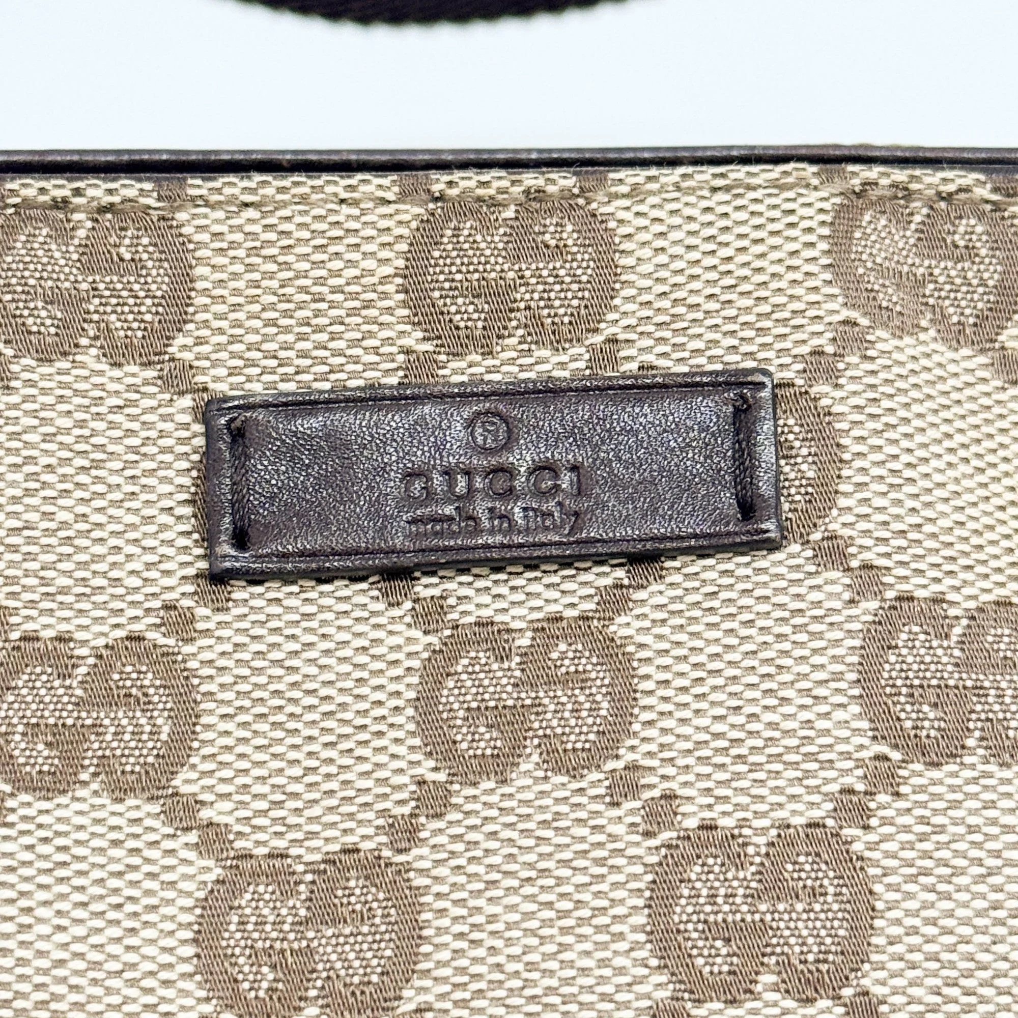 Brown GG Canvas Shoulder Bag - Image 12