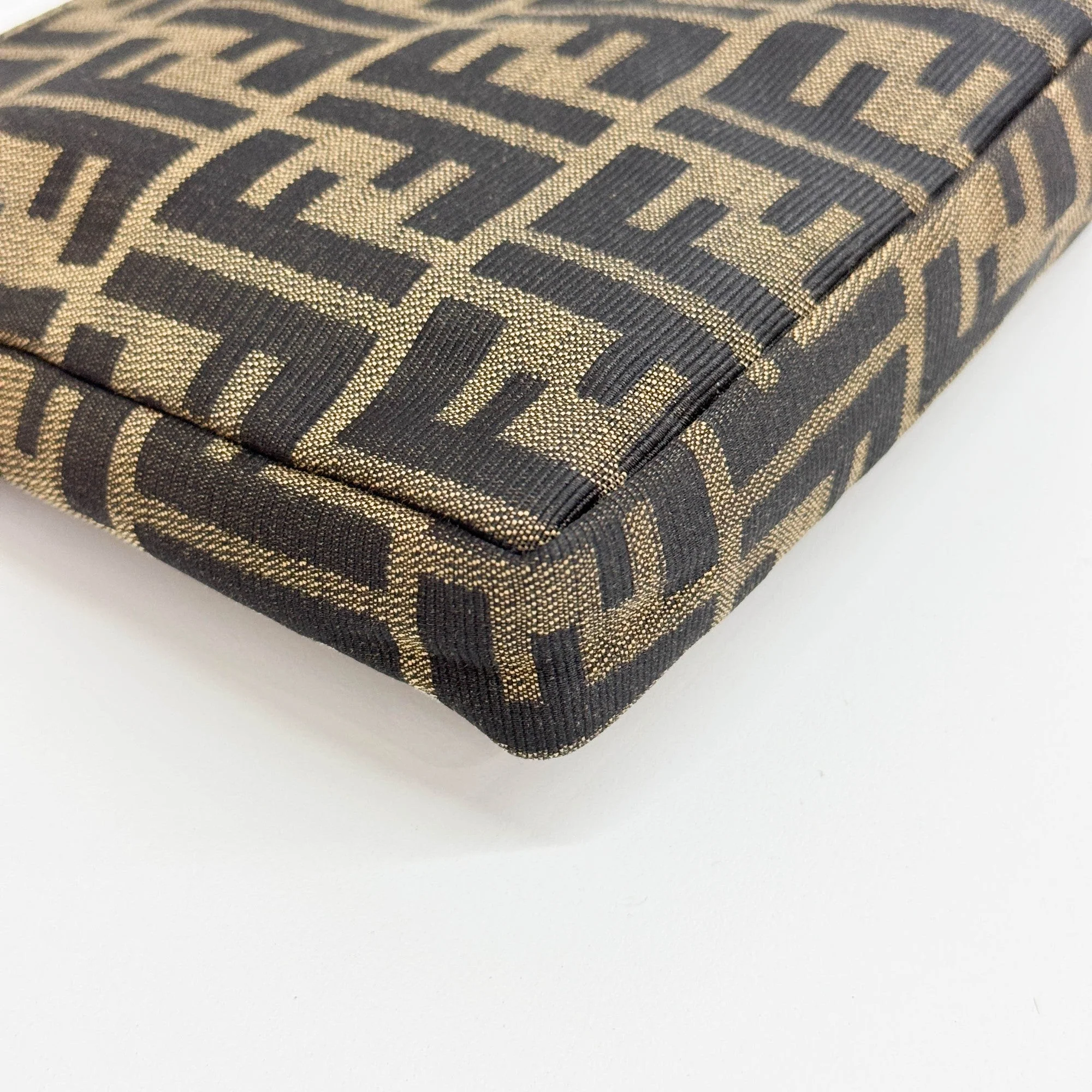 Brown Zucca Canvas Shoulder Bag - Image 10