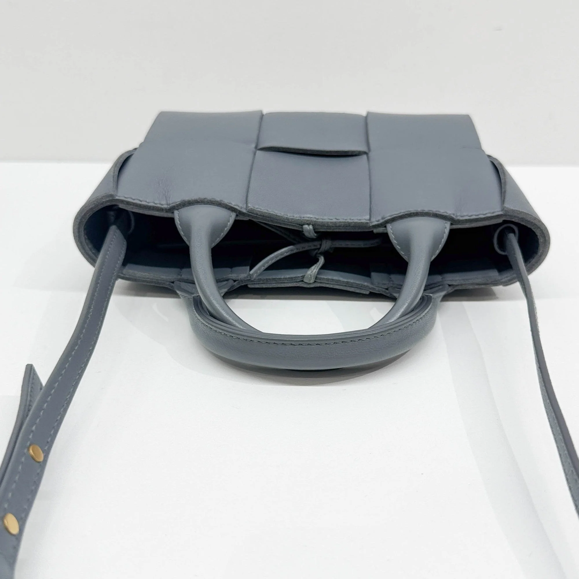Candy Arco Intrecciato Dusty Blue Leather Two Way Bag - Image 6