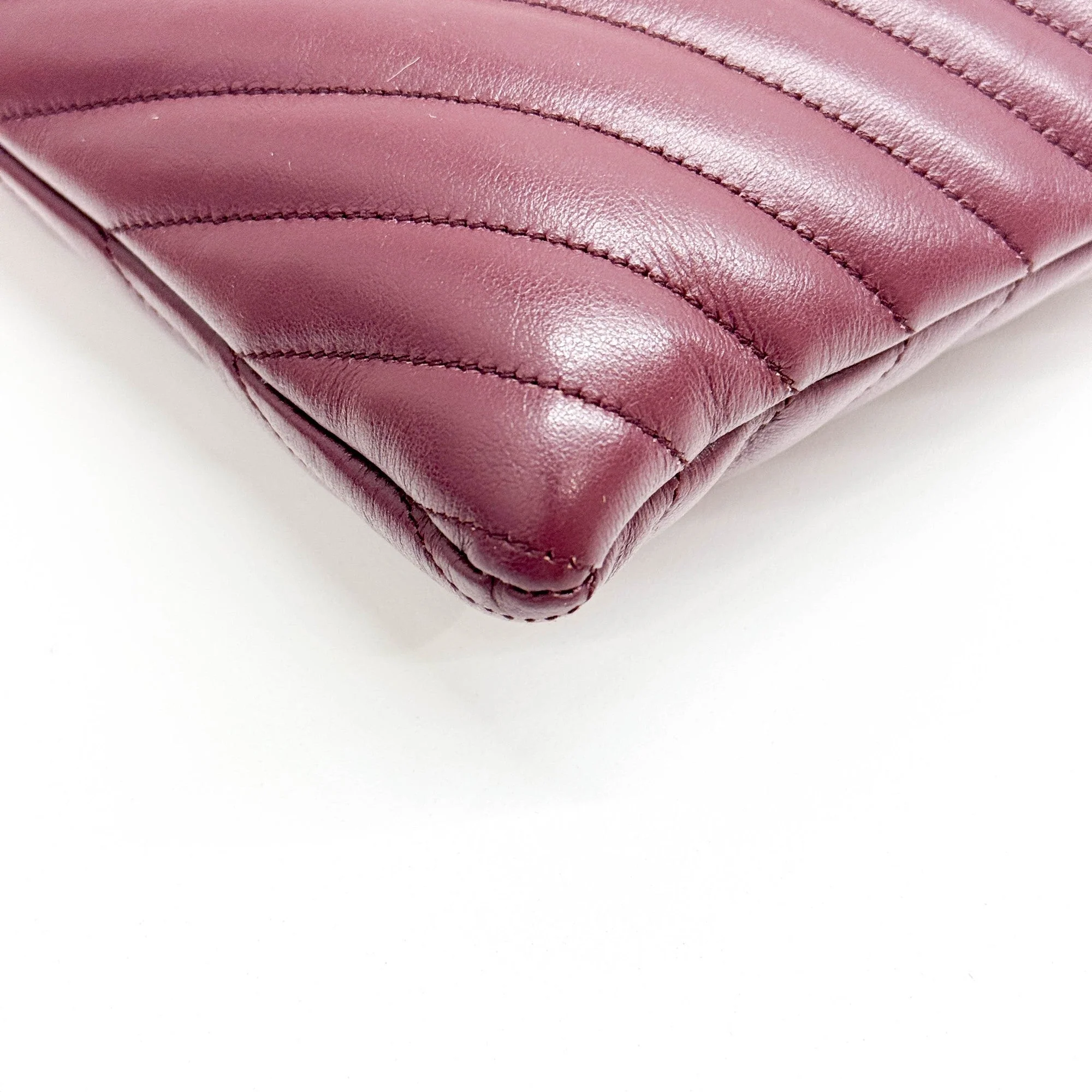 Cassandre Chevron Bordeaux Red Clutch Bag - Image 10