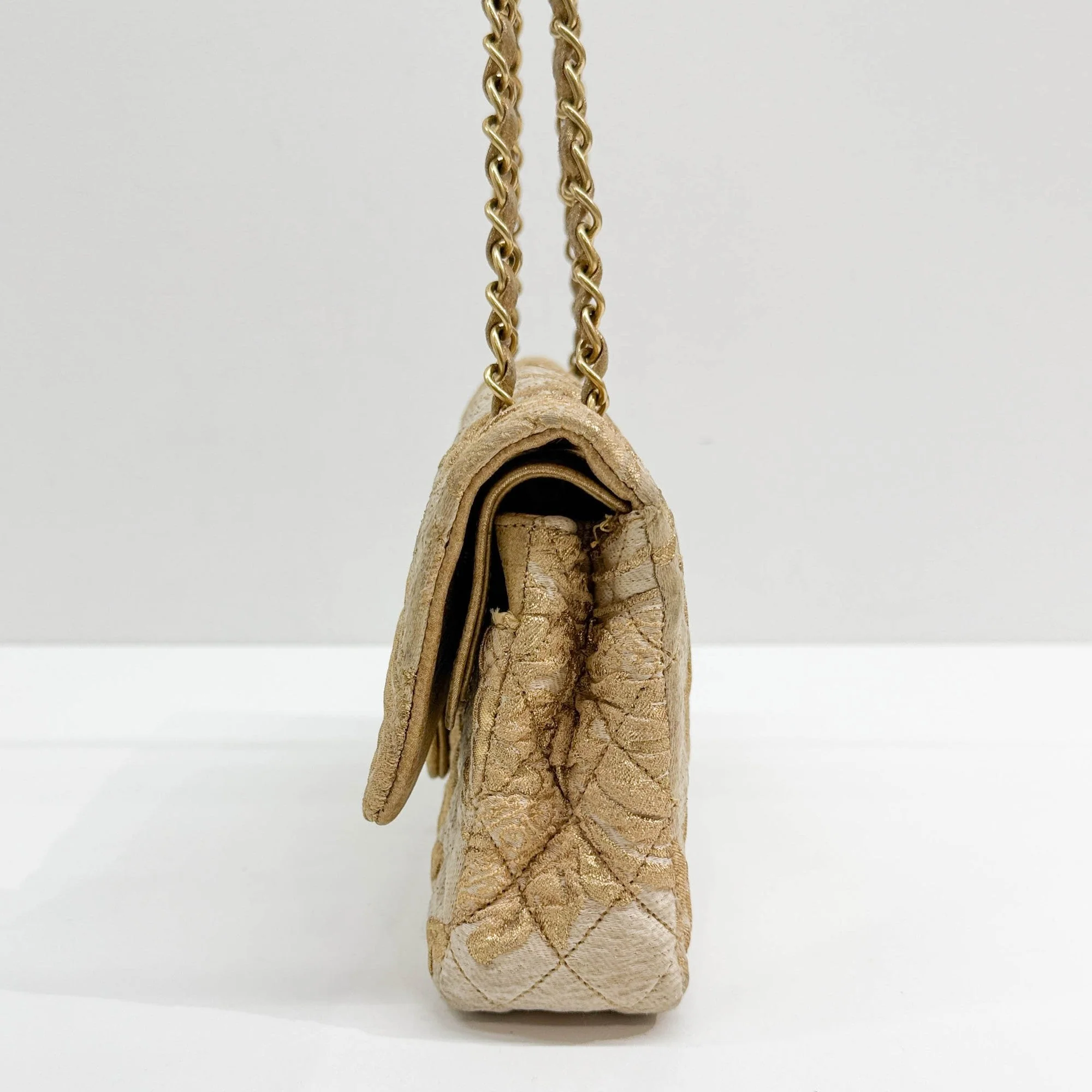 Classic Double Flap 2012-2013 Matelasse Gold Floral Brocade Cotton Shoulder Bag - Image 4