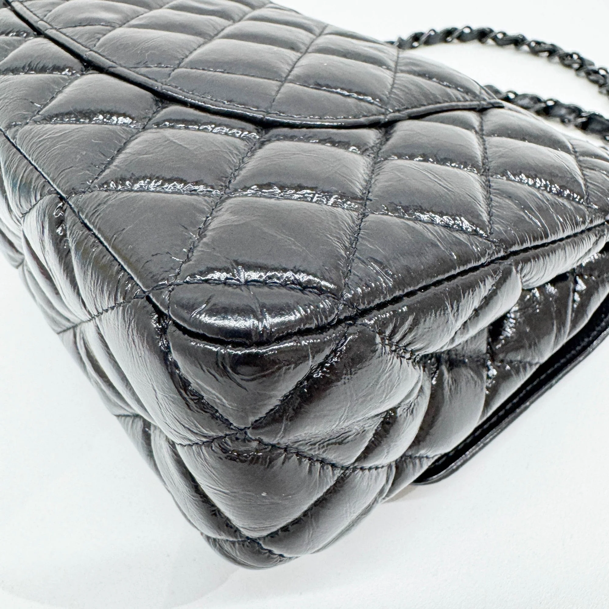 Classic Double Flap 2020 Matelasse Black Patent Leather Shoulder Bag - Image 11