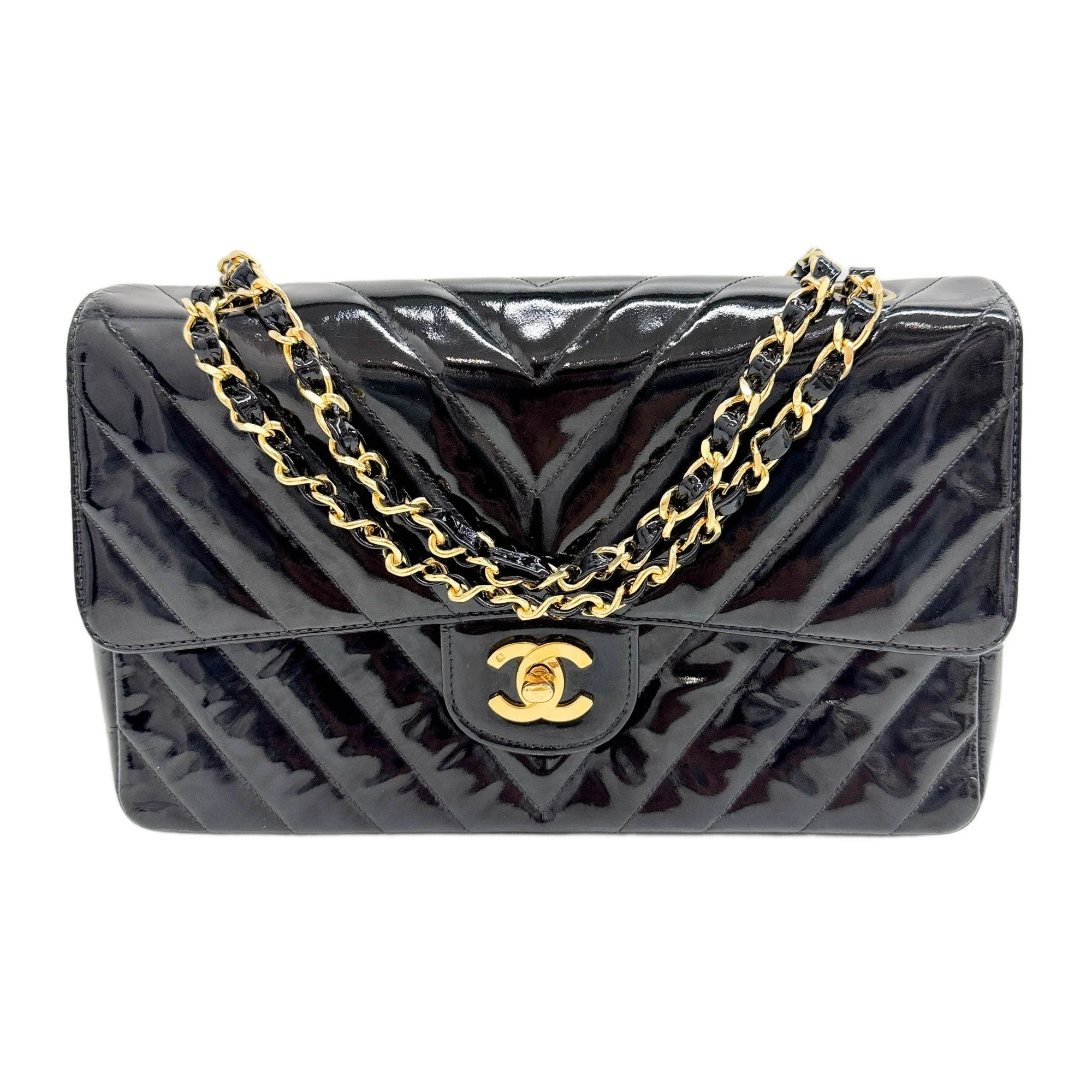 Classic Double Flap 1991-1994 Chevron Black Patent Leather Shoulder Bag
