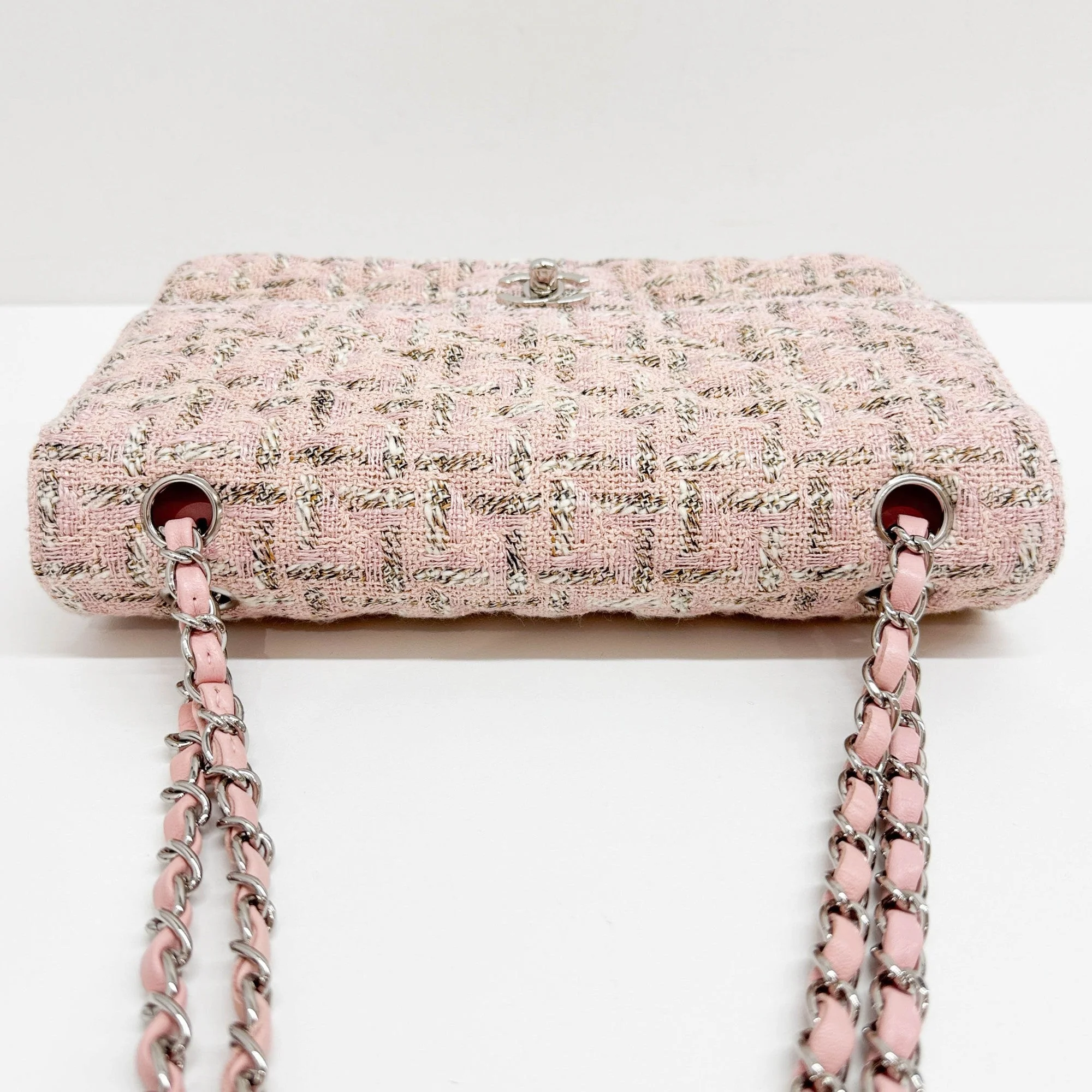 Classic Double Flap 2005-2006 Matelasse Pink Tweed Shoulder Bag - Image 7