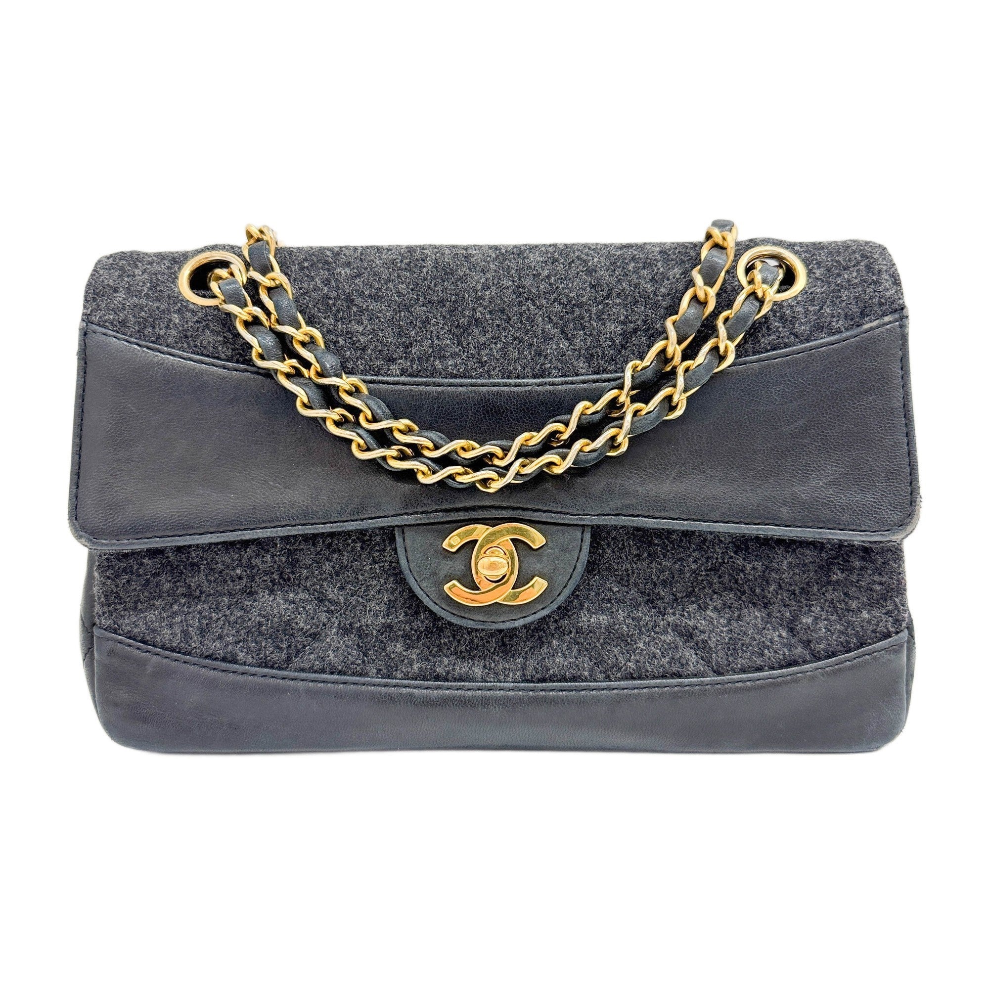 Classic Flap 1986 Charcoal Grey Wool and Leather Shoulder Bag