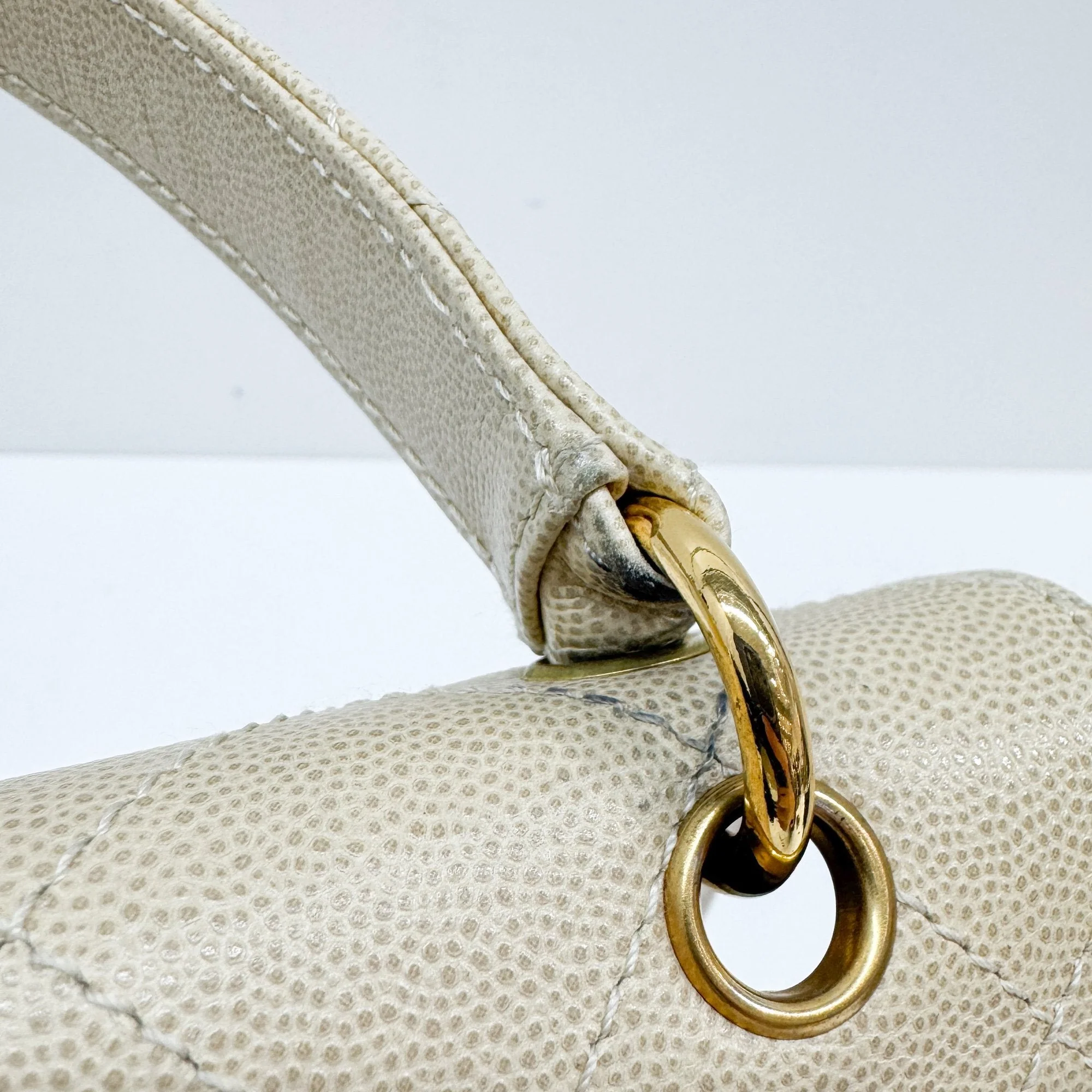 Envelope Flap 1997-1999 Matelasse Beige Leather Hand Bag - Image 15