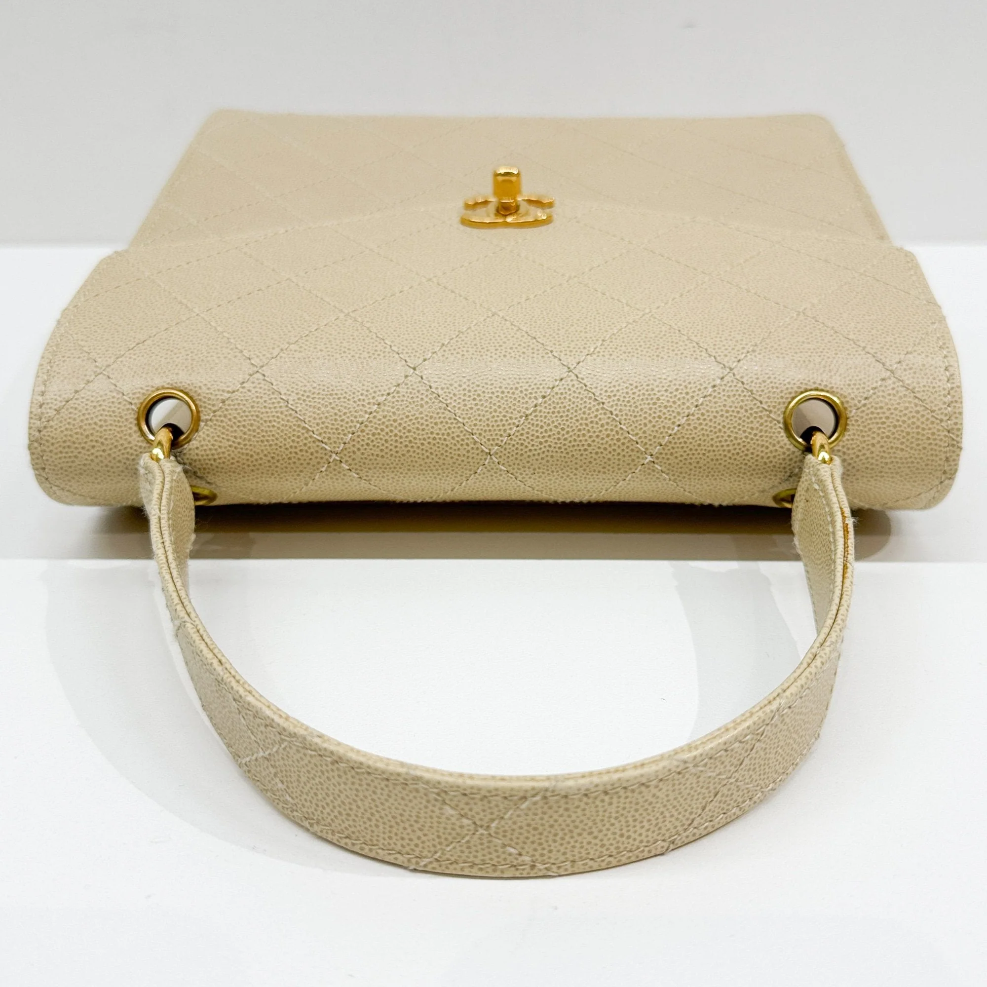 Envelope Flap 1997-1999 Matelasse Beige Leather Hand Bag - Image 7