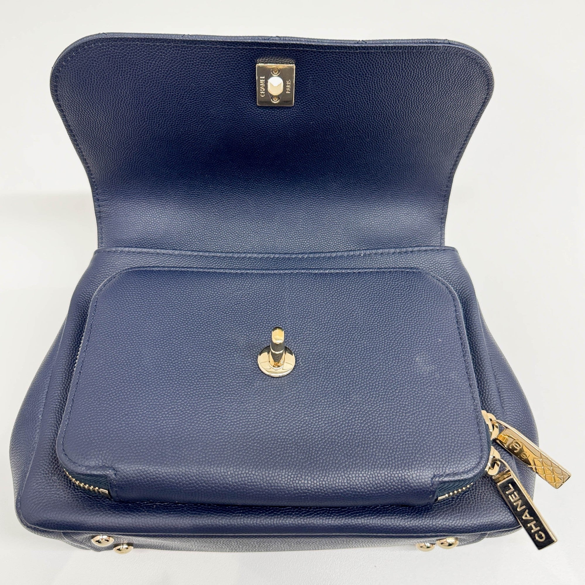 Business Affinity 2019 Navy Blue Leather Two Way Bag - Image 17
