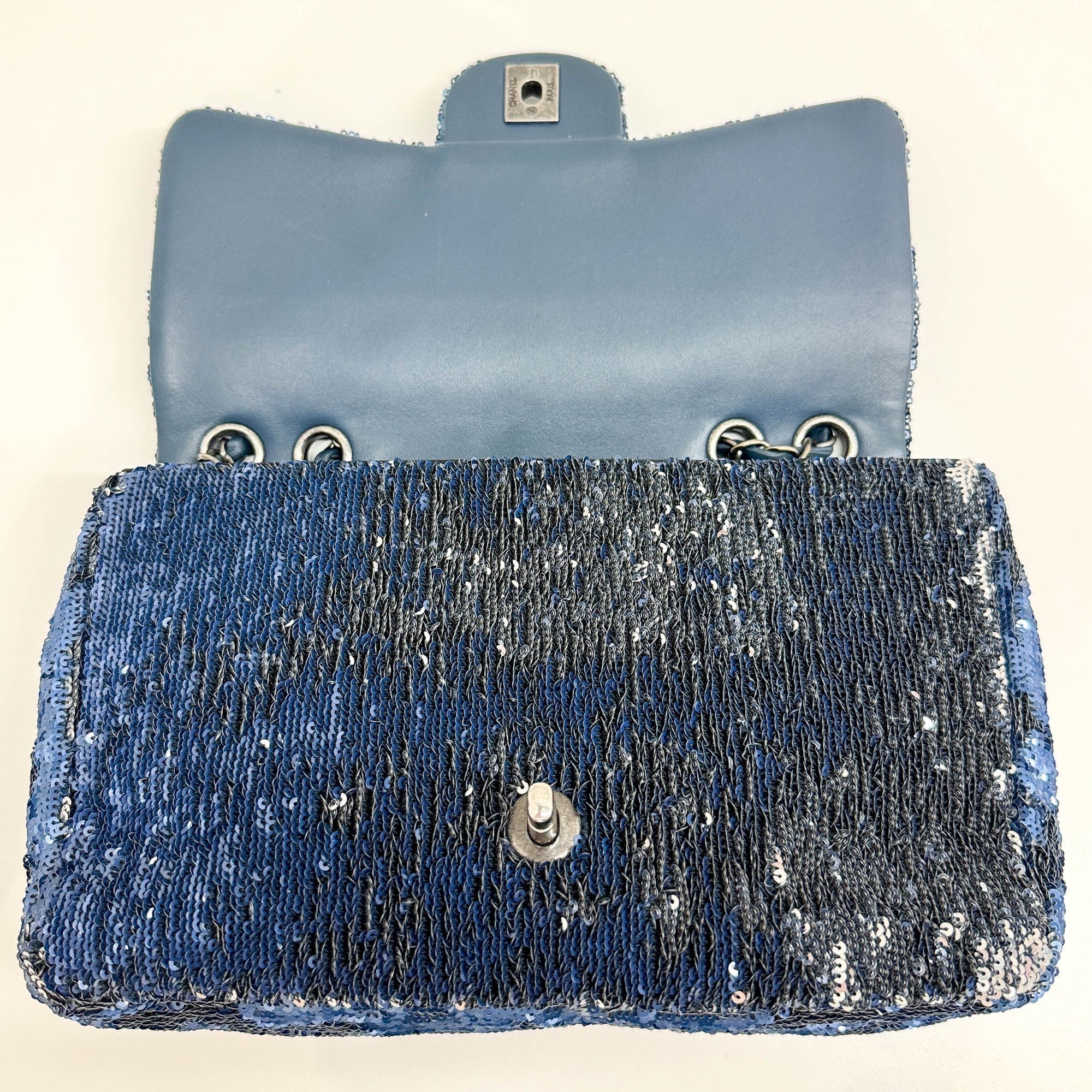 Classic Flap "Cuba" 2017 Blue and Silver Reversible Sequin Shoulder Bag - Image 12