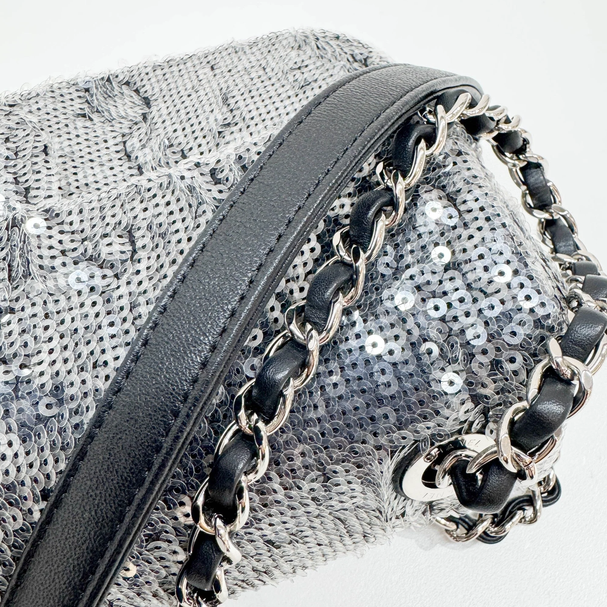 Classic Flap Gray Sequin Shoulder Bag - Image 10