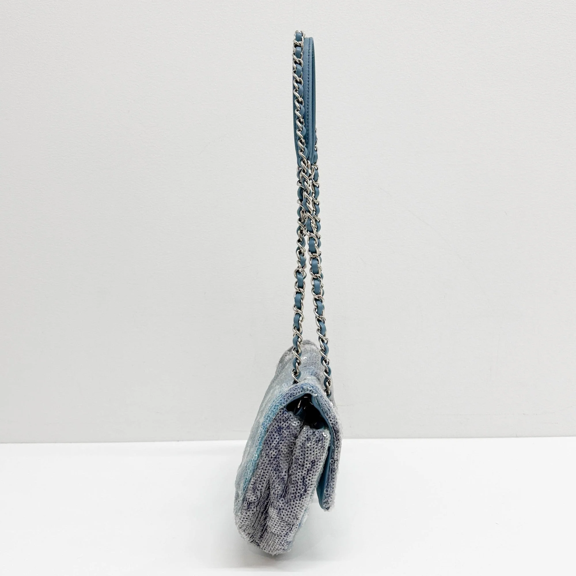 Classic Flap 2018 Waterfall Blue Sequin Shoulder Bag - Image 4