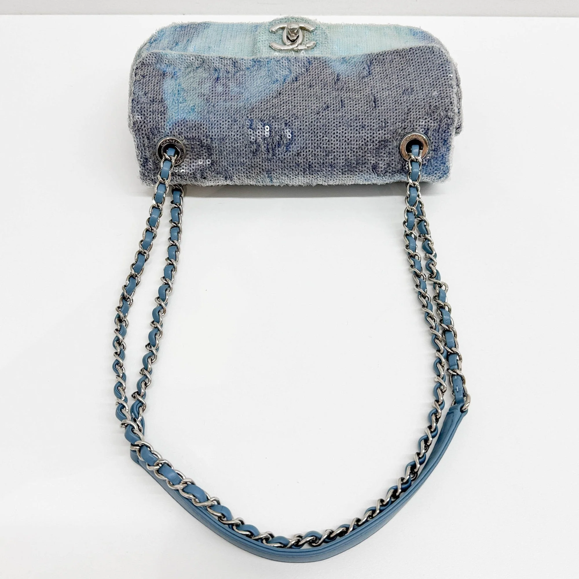 Classic Flap 2018 Waterfall Blue Sequin Shoulder Bag - Image 6